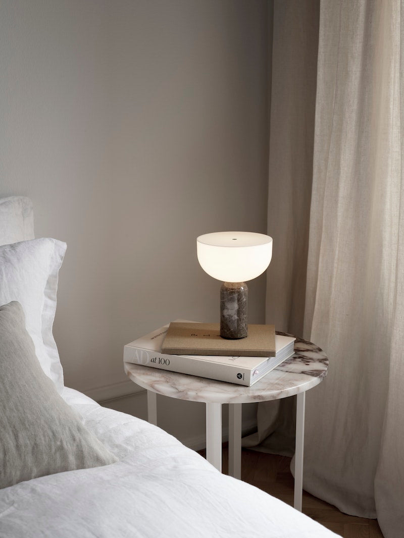 KIZU PORTABLE TABLE LAMP, GRIS DU MARAIS