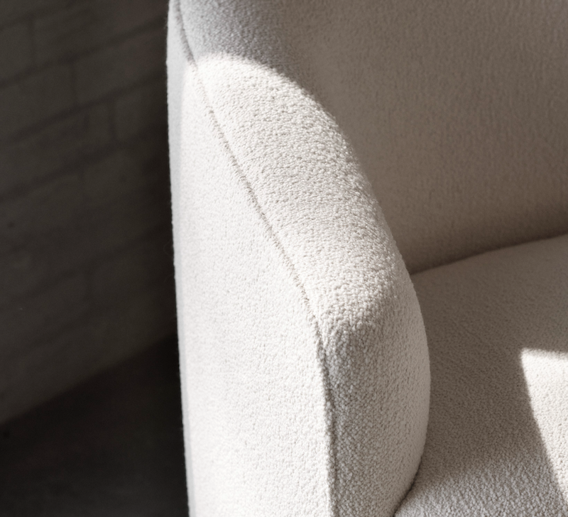 CONVENT 3 SEATER DEEP|BARNUM 24 LANA | On Order
