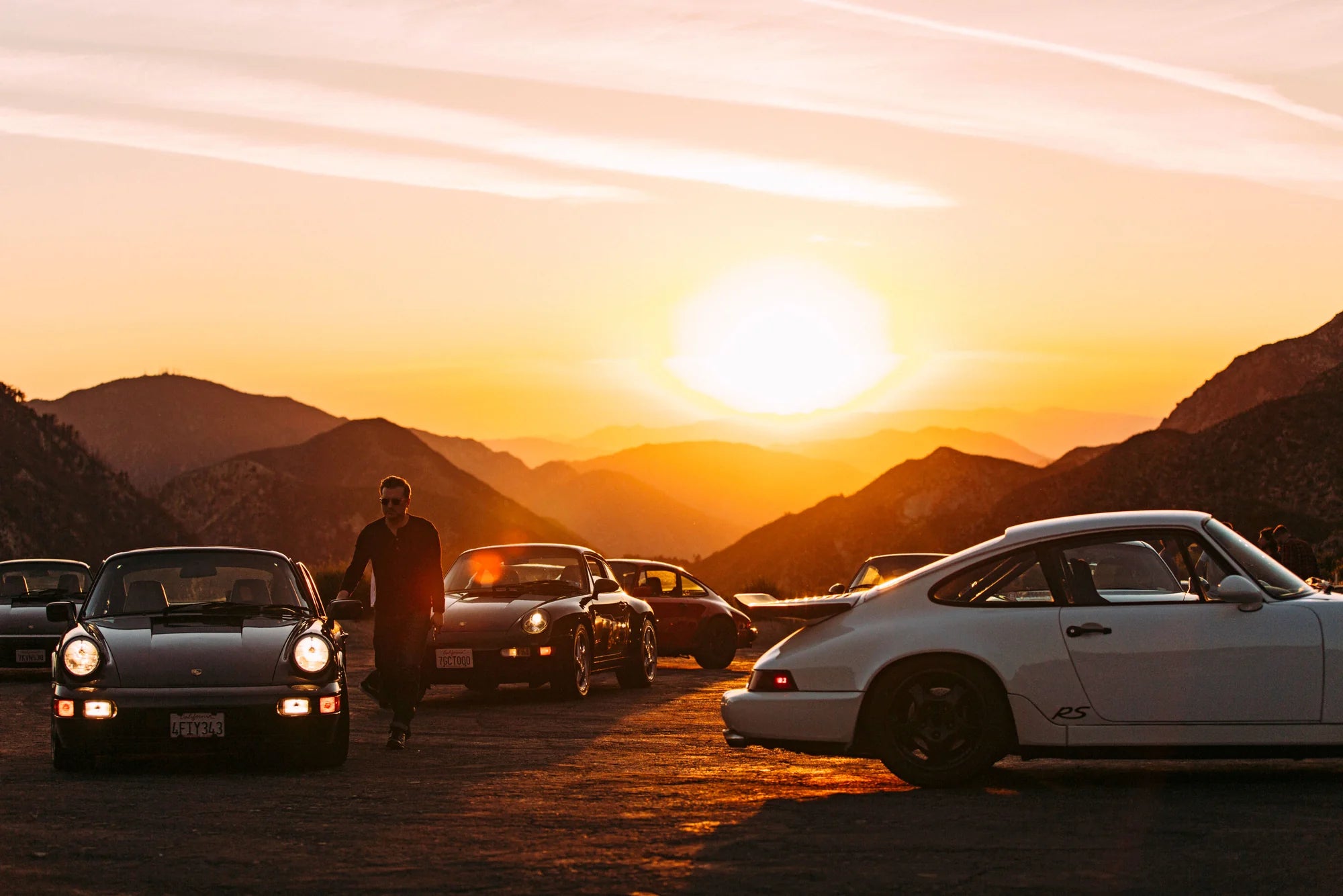 PORSCHE 911