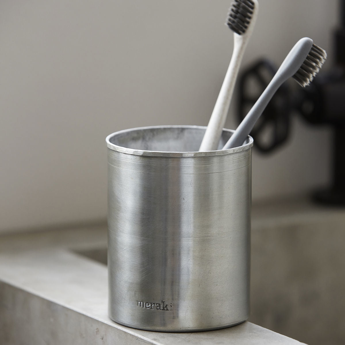 TOOTHBRUSH JAR, SILVER FINISH