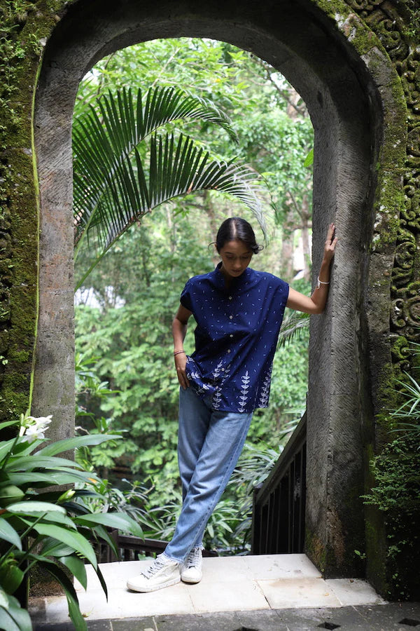 THE BOMBAY TOP|HAND PAINTED IN BATIK TULIS|INDIGO