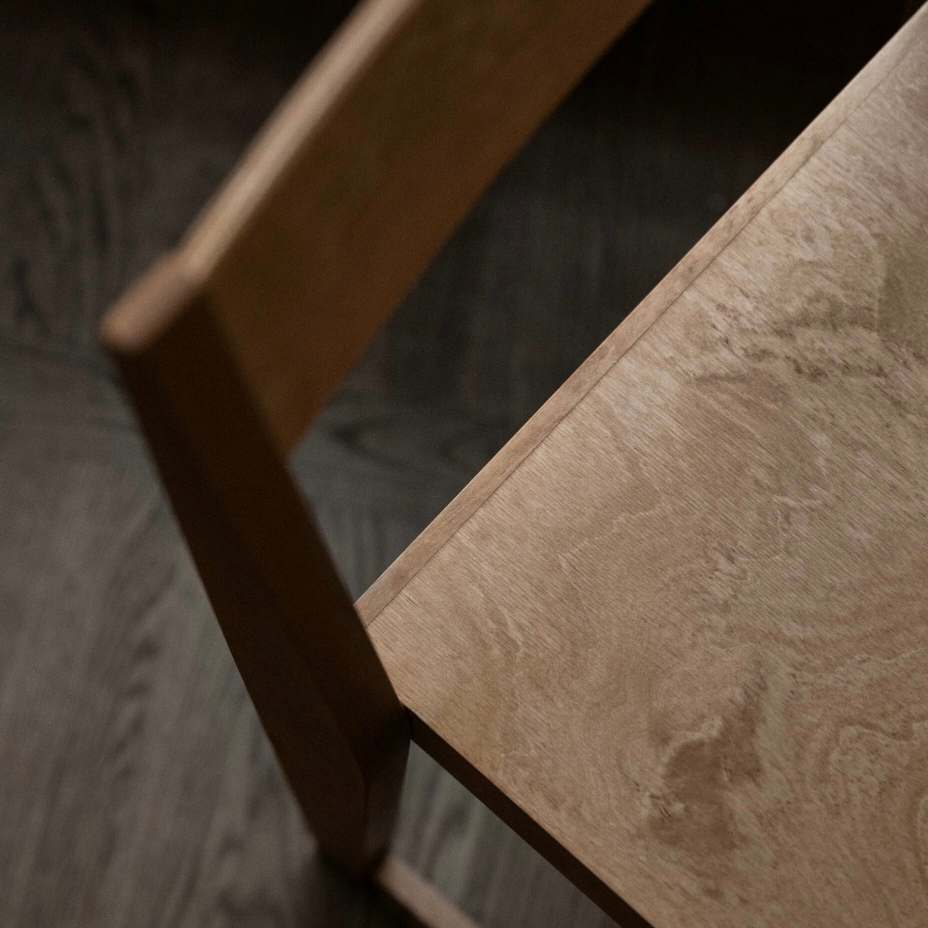 CHAIR 01 – WARM BROWN BIRCH - ON ORDER