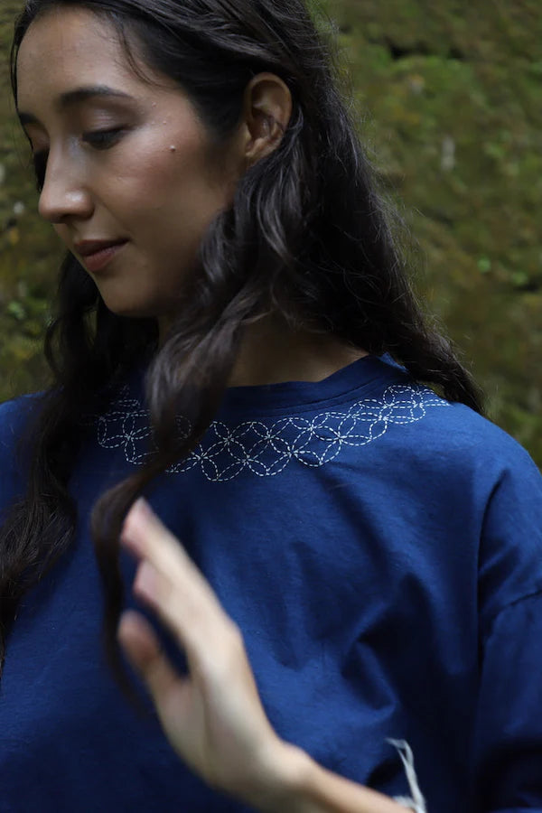 THE CROP TEE INDIGO|HAND EMBROIDERED|NATURAL INDIGO