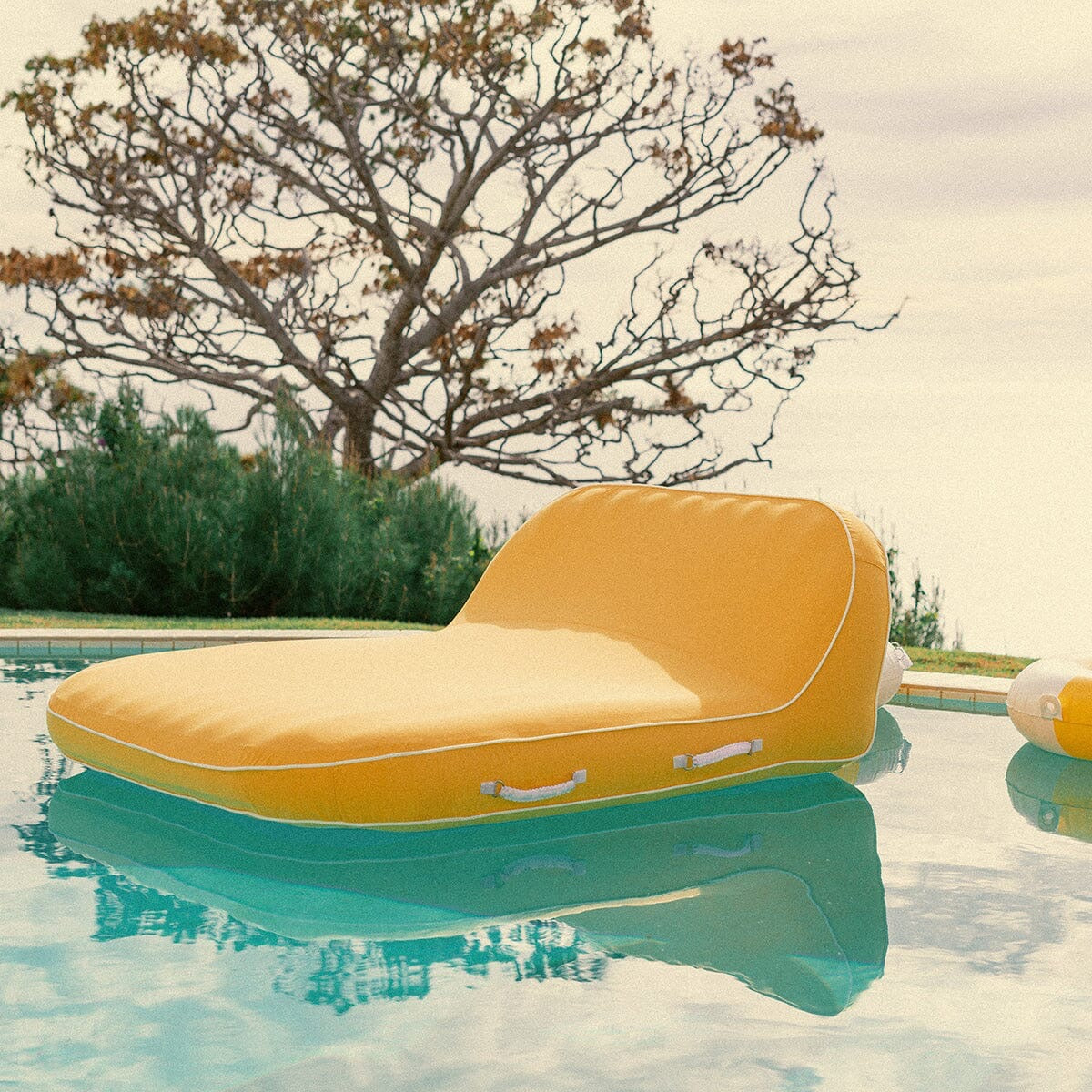 THE XL POOL LOUNGER - RIVIE MIMOSA | On Order