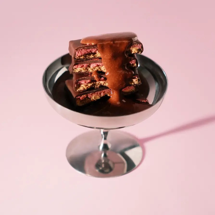 DOUBLE LAYERS NUT BUTTER CHOCOLATE | RASPBERRY & PISTACHIOS