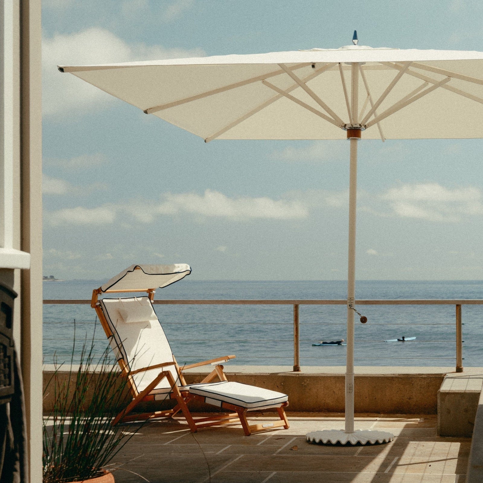 THE CLUB CHAIR - TEAK NATURAL - RIVIE WHITE | On Order
