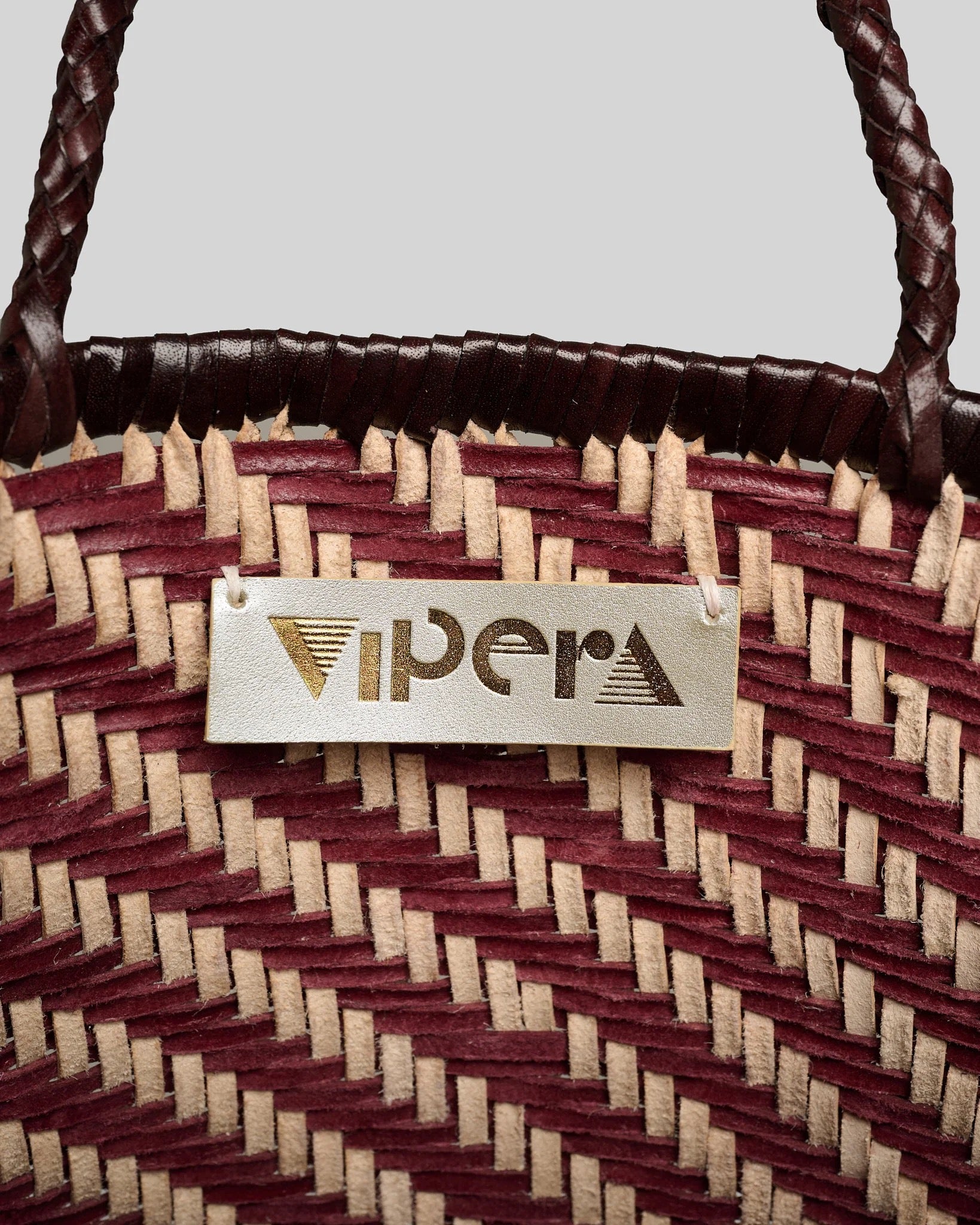 ARTEMISIA BURGUNDY TAUPE CHOCOLATE