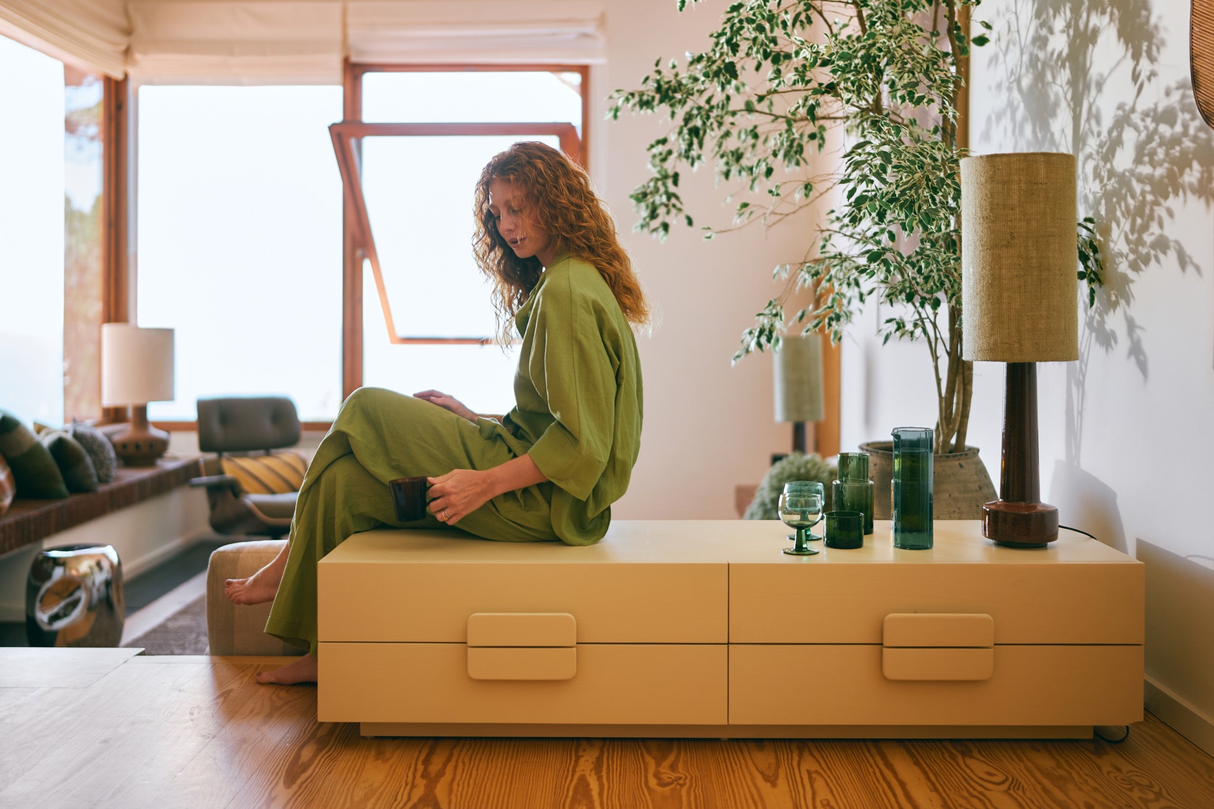 SPACIOUS LOWBOARD | On Order