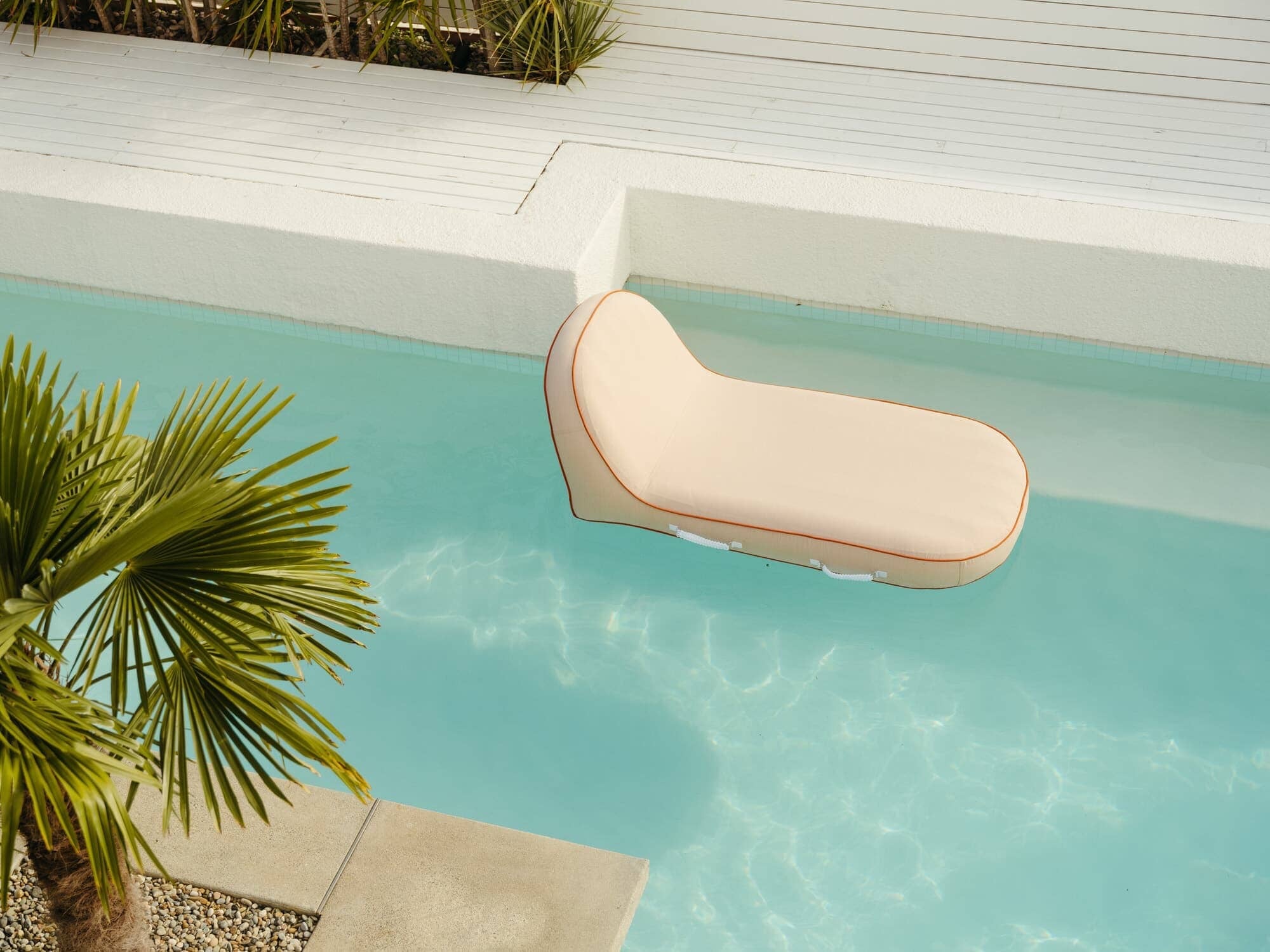 THE POOL LOUNGER - RIVIE PINK | On Order
