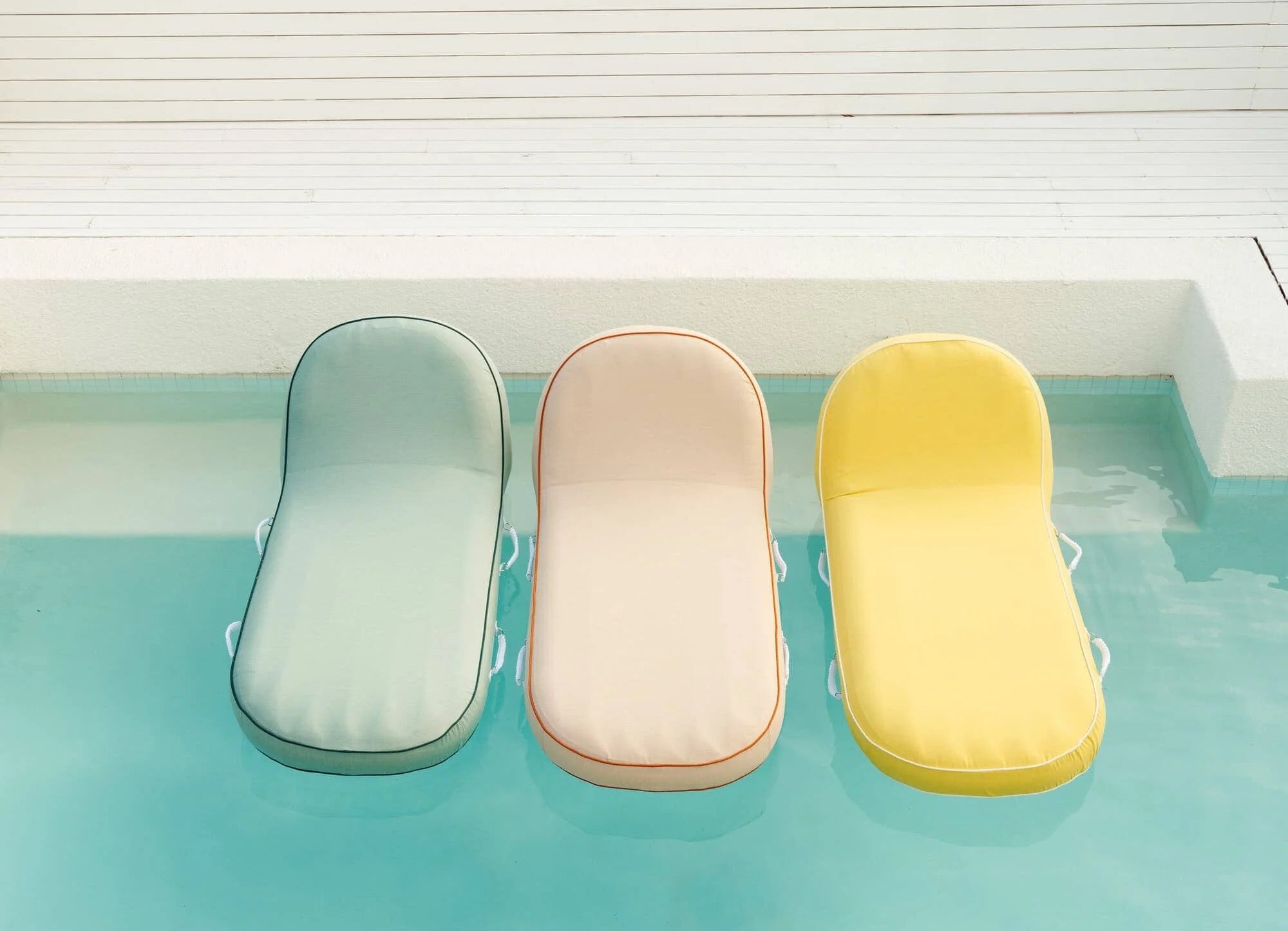 THE POOL LOUNGER - RIVIE PINK | On Order