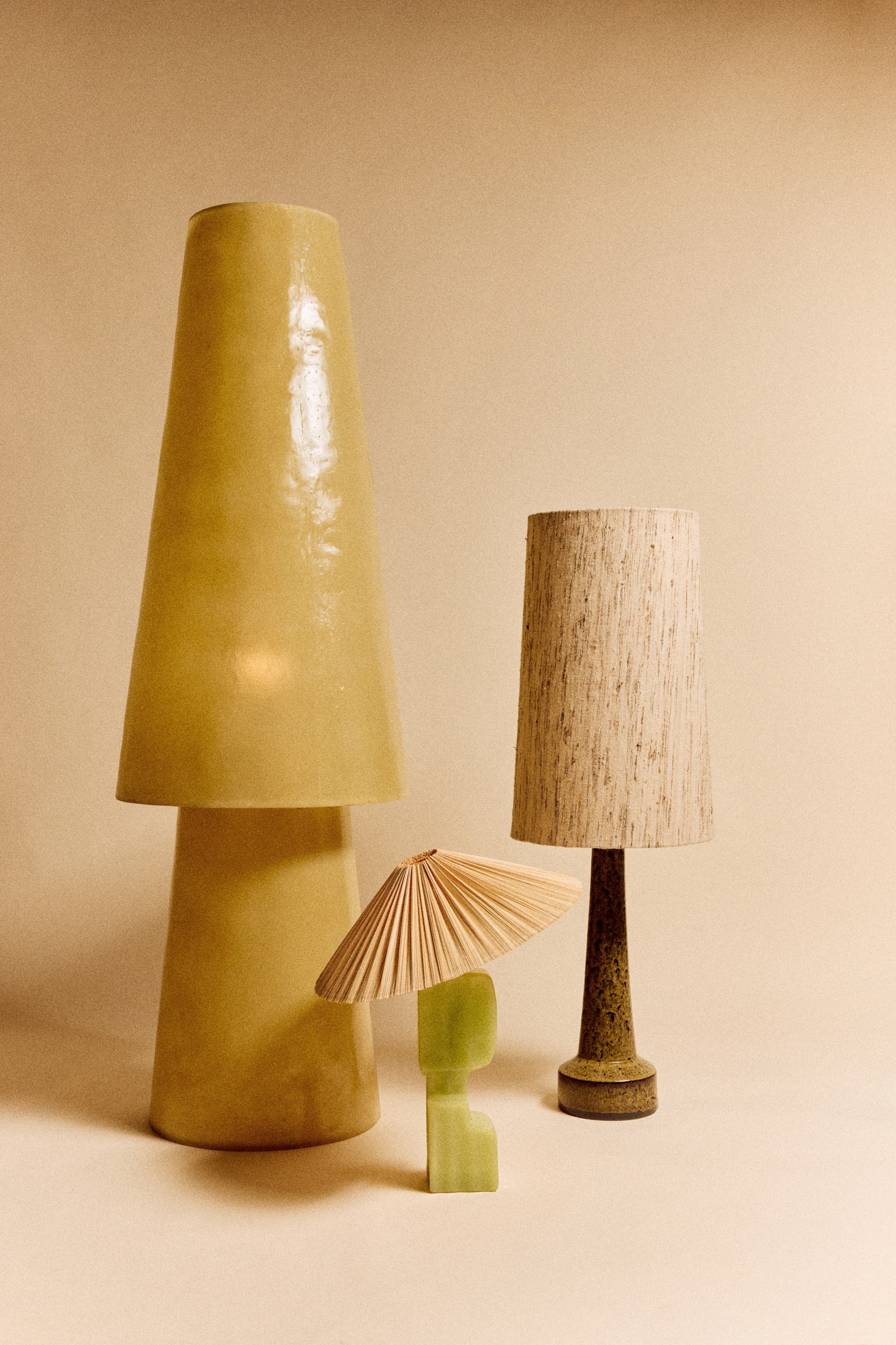GLASSFIBER FLOOR LAMP | On Order