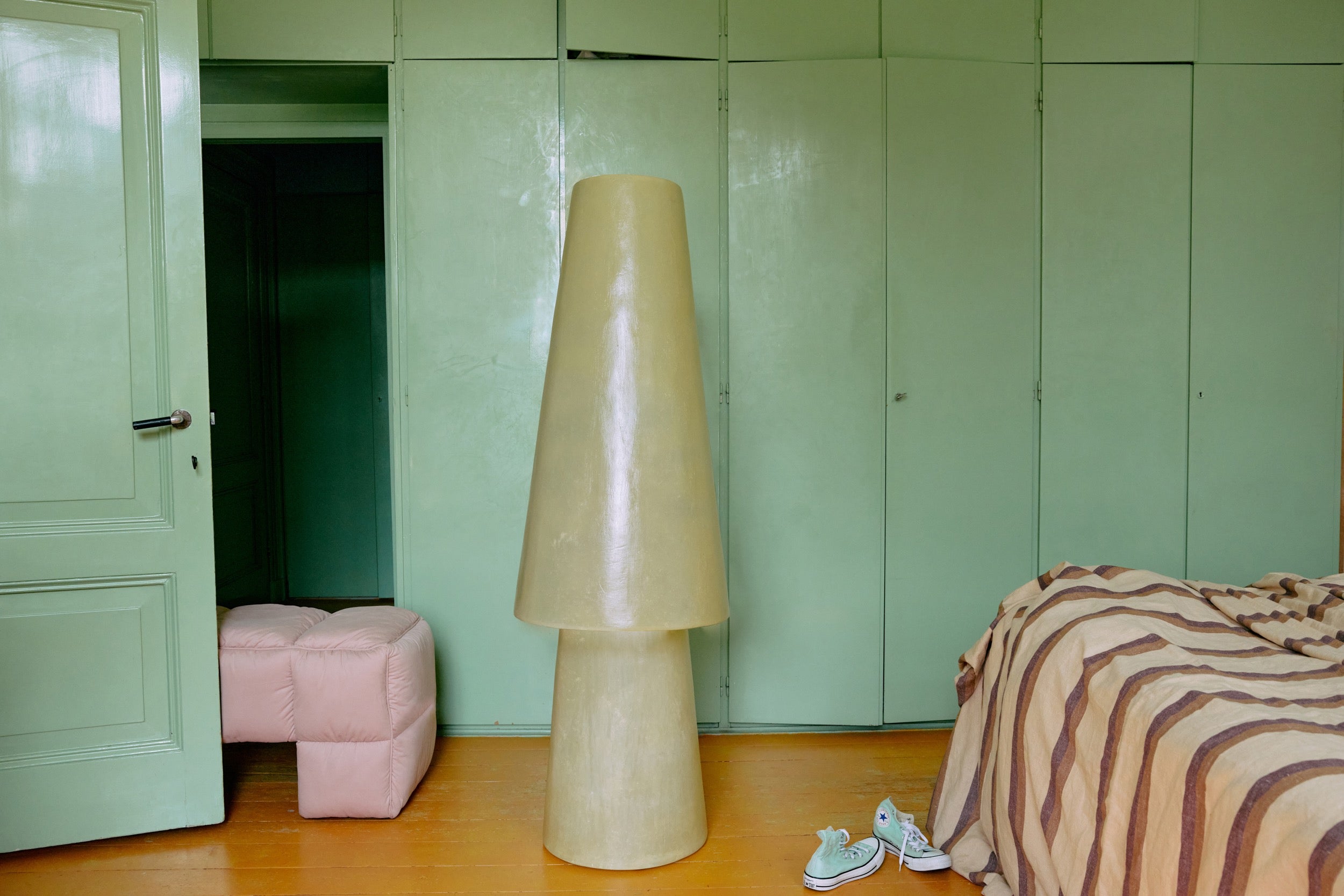 GLASSFIBER FLOOR LAMP | On Order