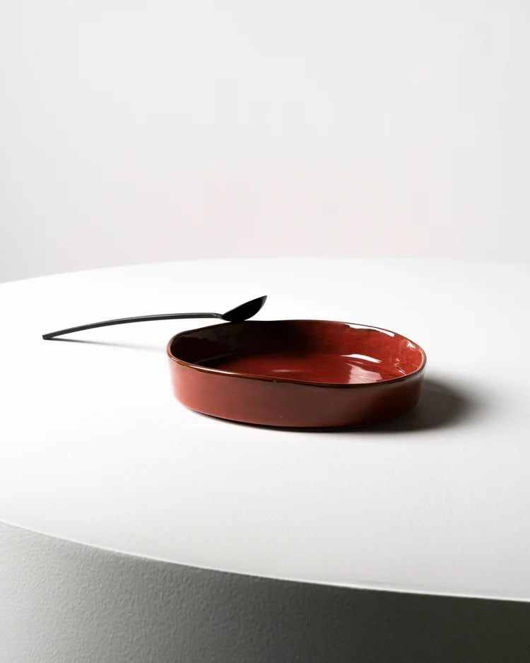 DEEP PLATE S VENETIAN RED LA MERE