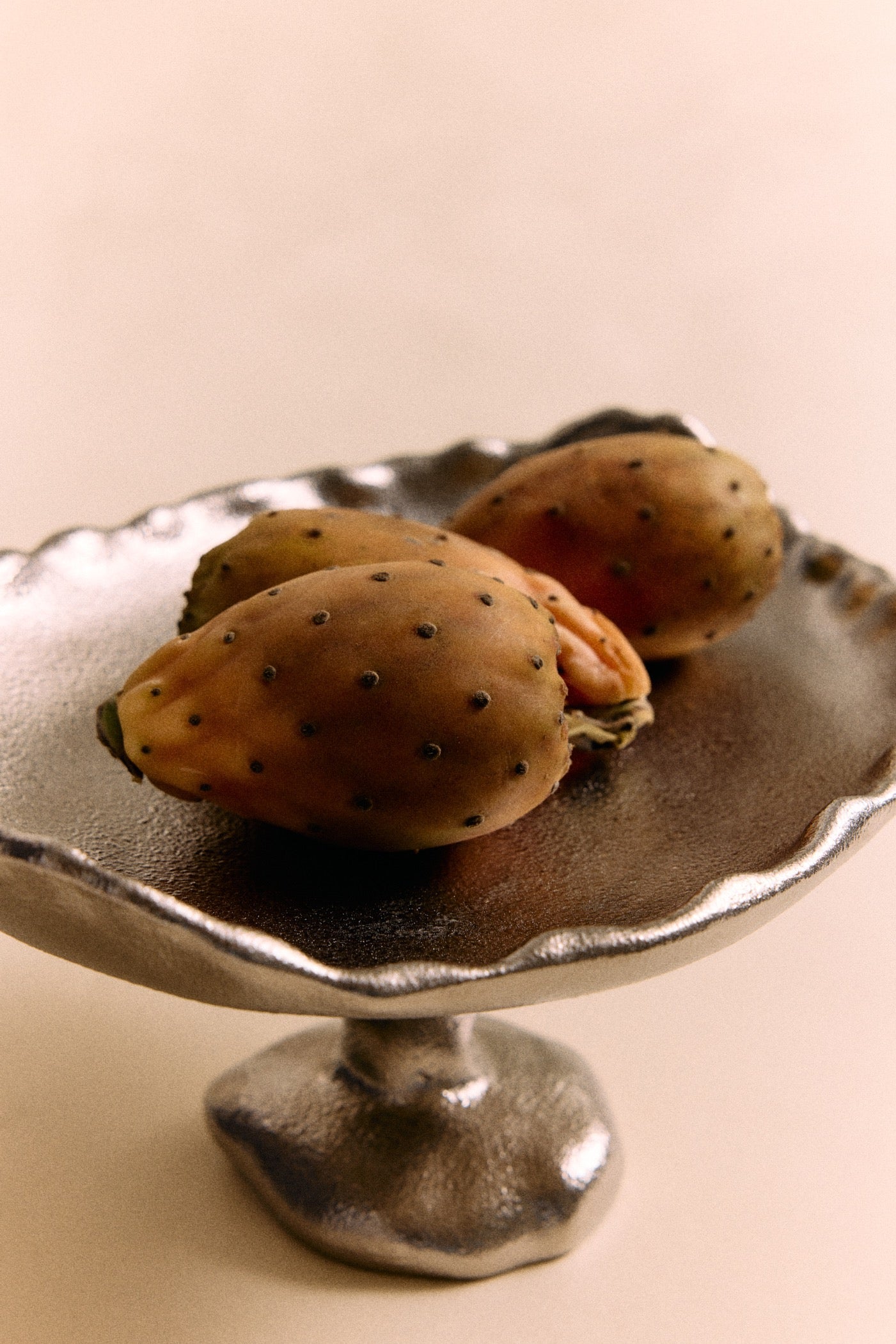 NEW CLASSICS : CHROME PLATEAU