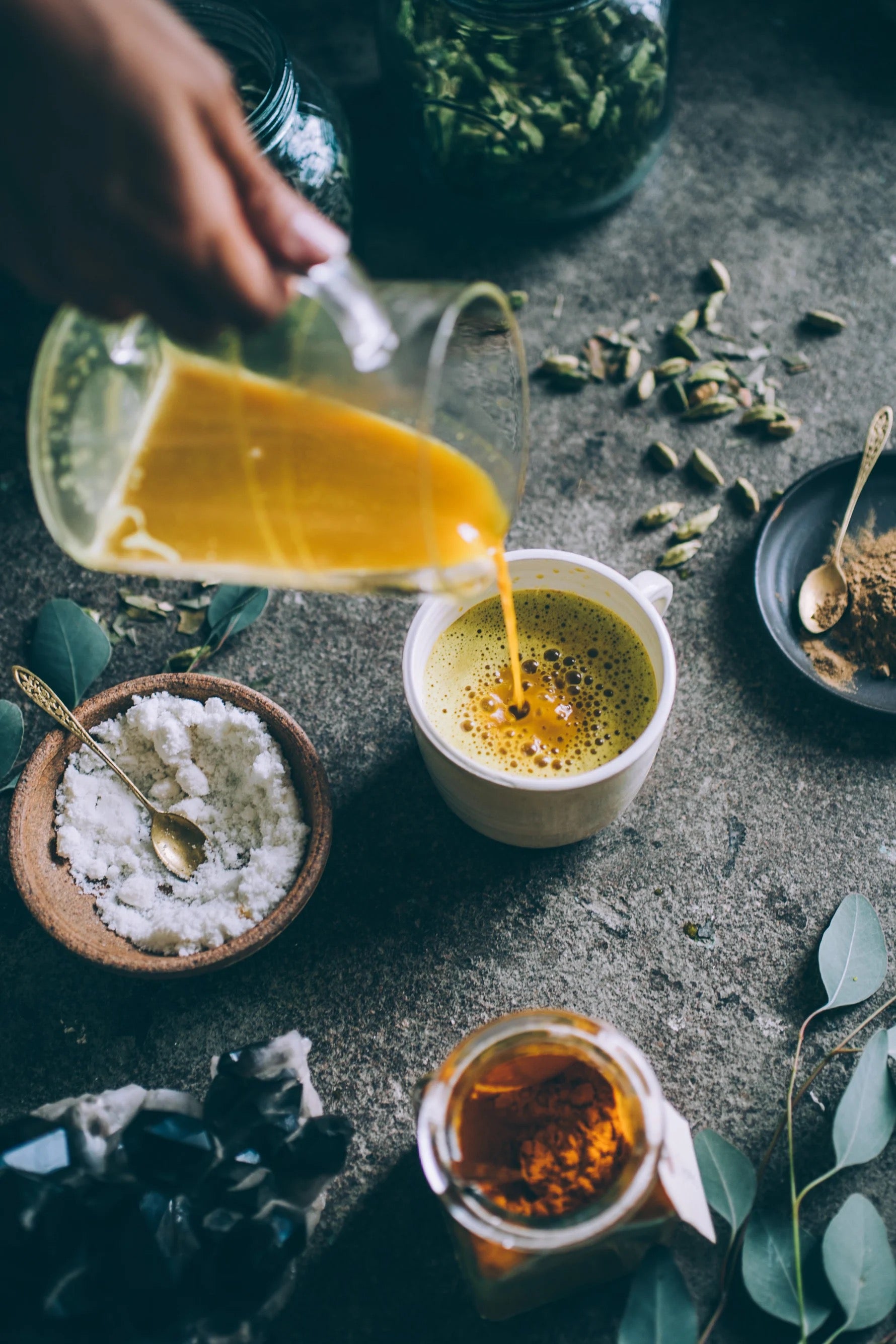 GOLDEN MOON MILK | BLUE LOTUS VANILLA