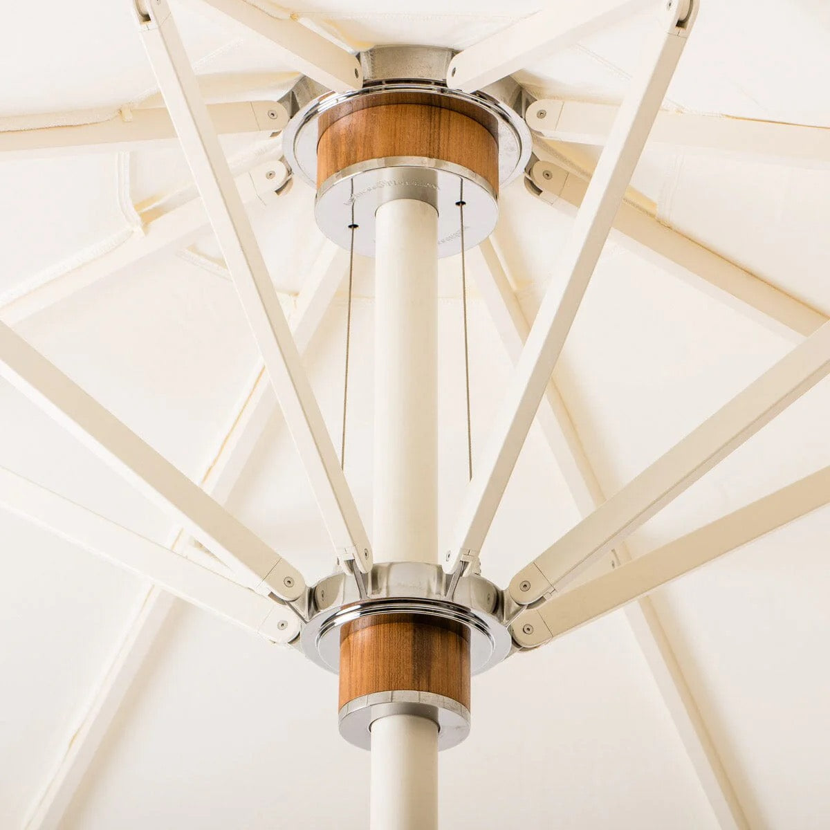 RESORT MARKET UMBRELLA - ANTIQUE WHITE | On Order