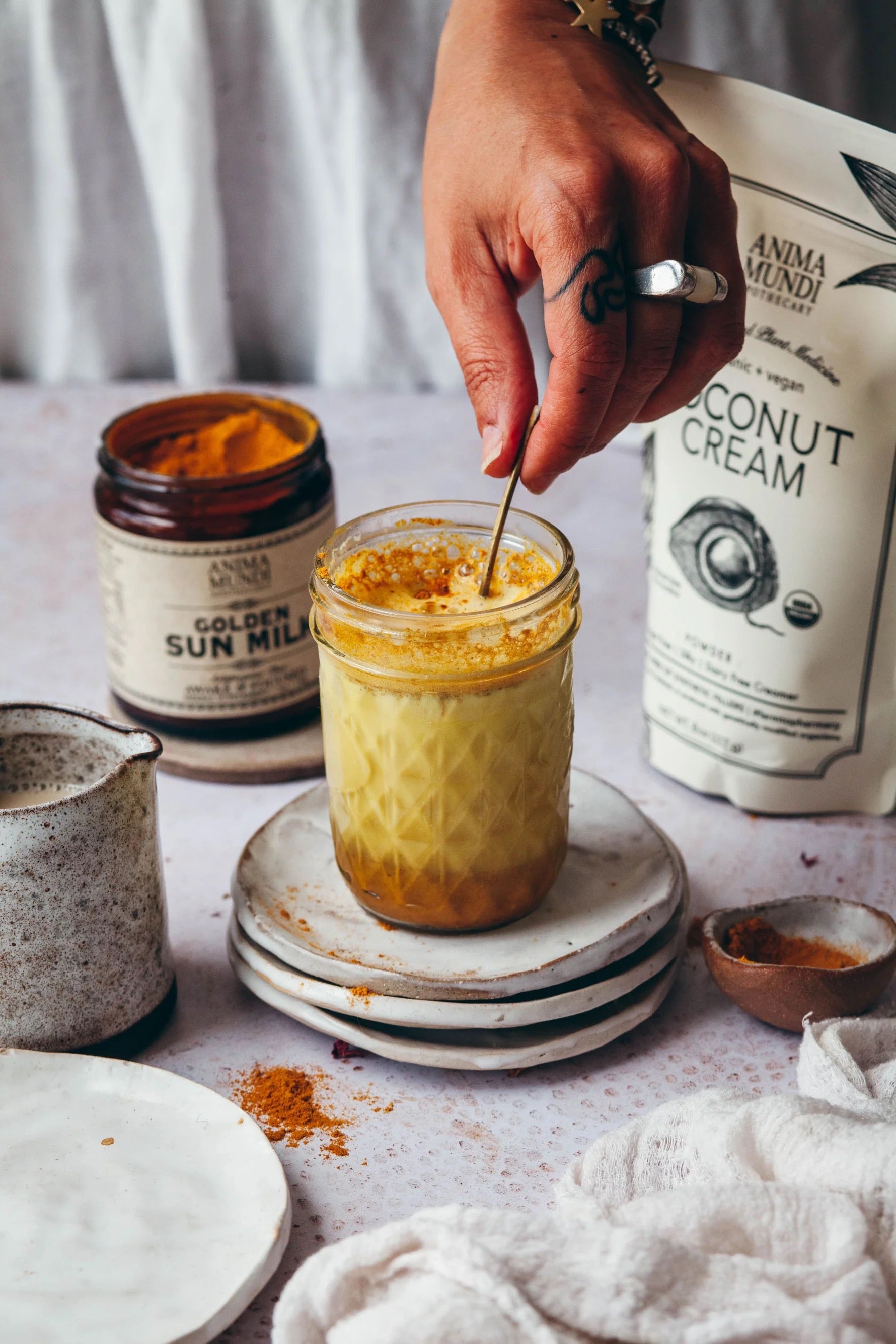 GOLDEN SUN MILK | ENERGIZING ADAPTOGENIC CHAI