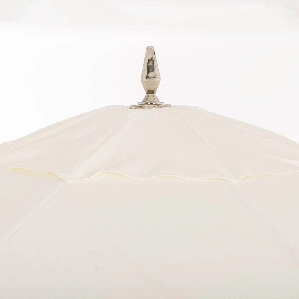 RESORT MARKET UMBRELLA - ANTIQUE WHITE | On Order