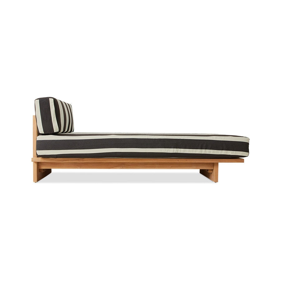 OUTDOOR DAYBED TEAK | On Order