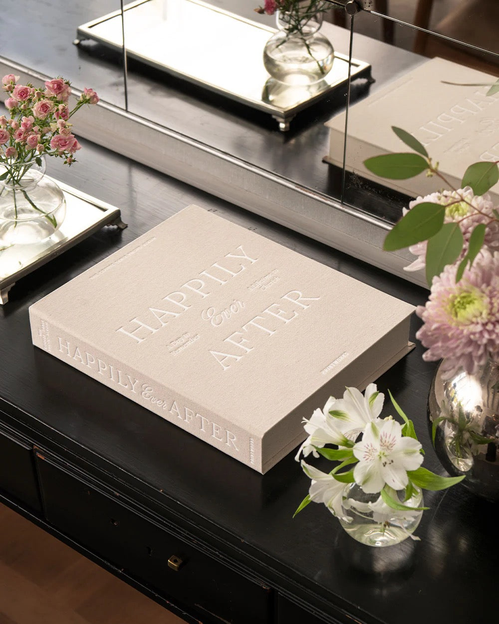 HAPPILY EVER AFTER | WEDDING PHOTO ALBUM