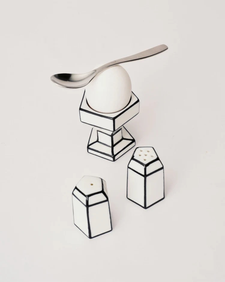 SALT & PEPPER SET WHITE | BLACK CARTE BLANCHE