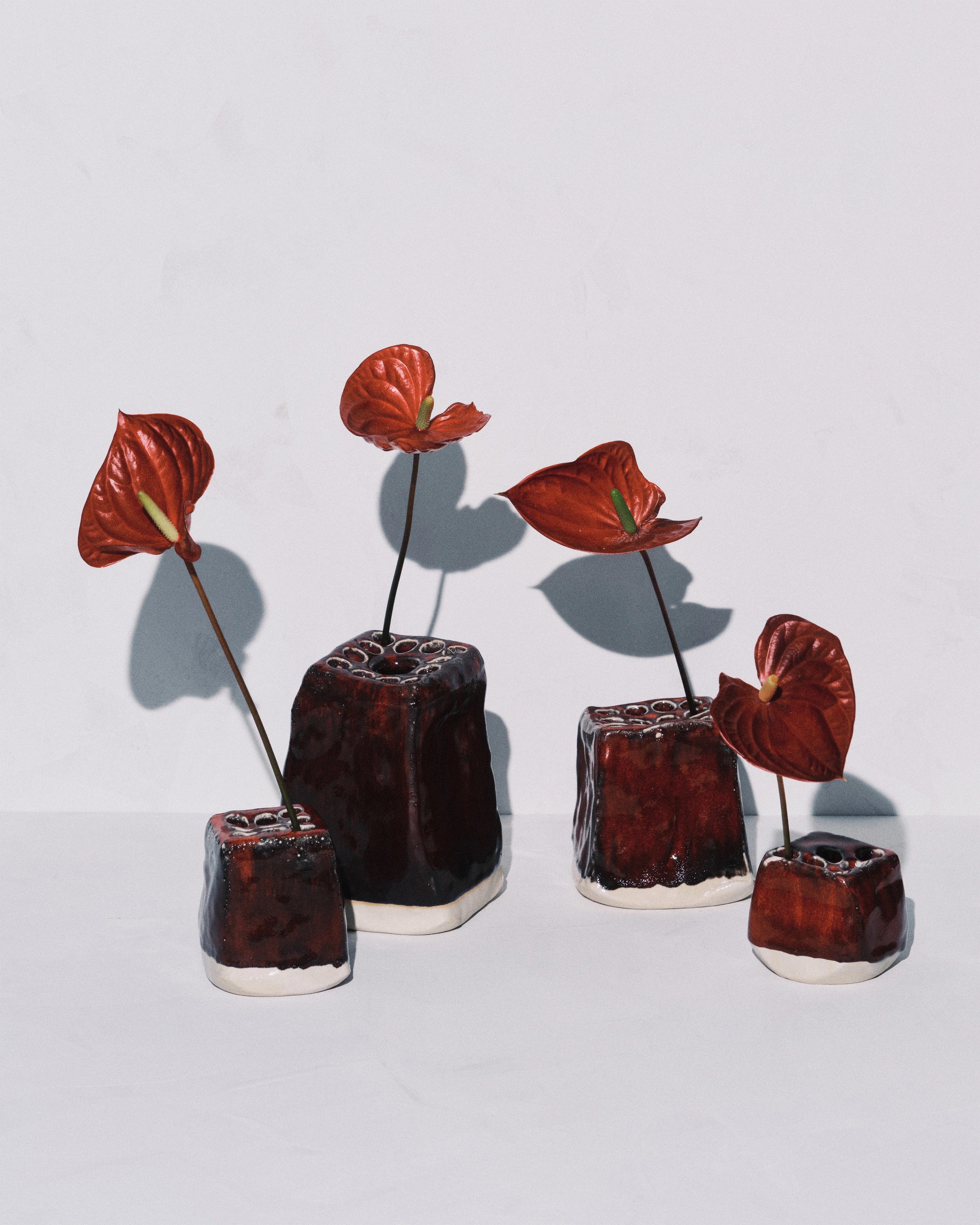 VASE M RED PIQUE-FLEURS1