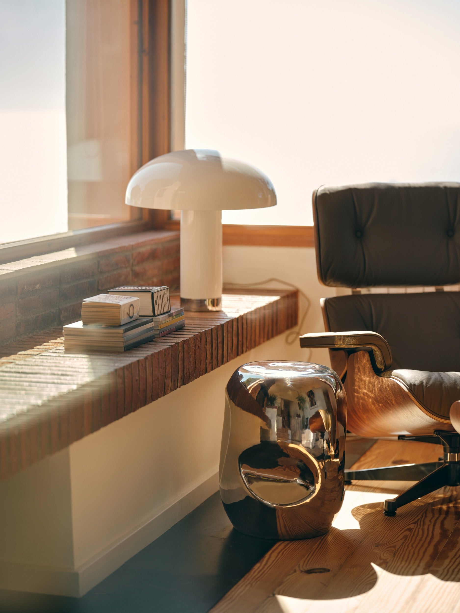 CURRENTS CHROME SIDE TABLE