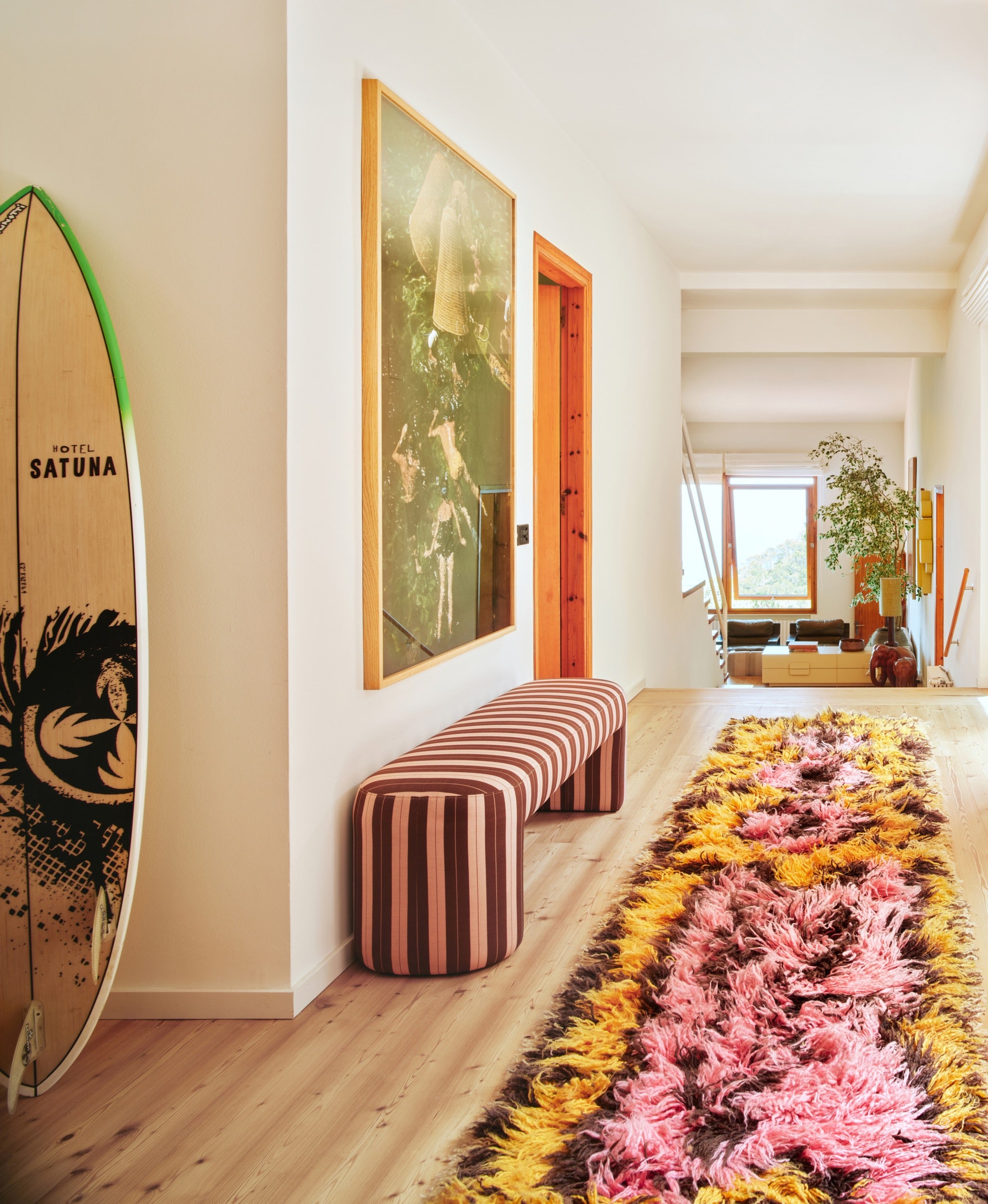 FLUFFY RUNNER | SOUTH BEACH | On Order