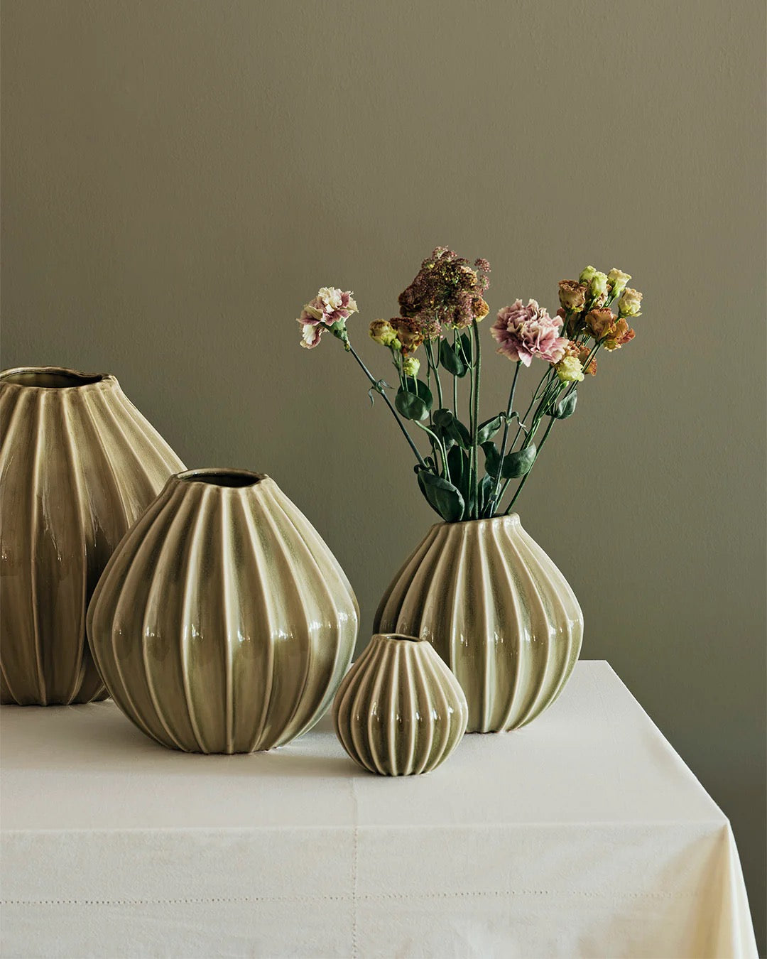 WIDE VASE L | DRY SAGE