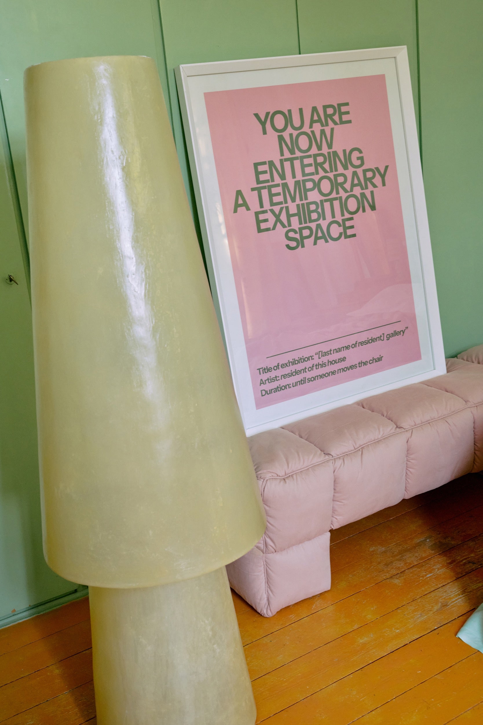 PUFFY LOBBY BENCH | On Order