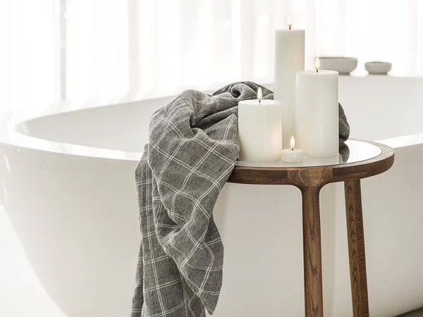 SHOULDER PILLAR LED CANDLE | 7.8 x 10.1 CM