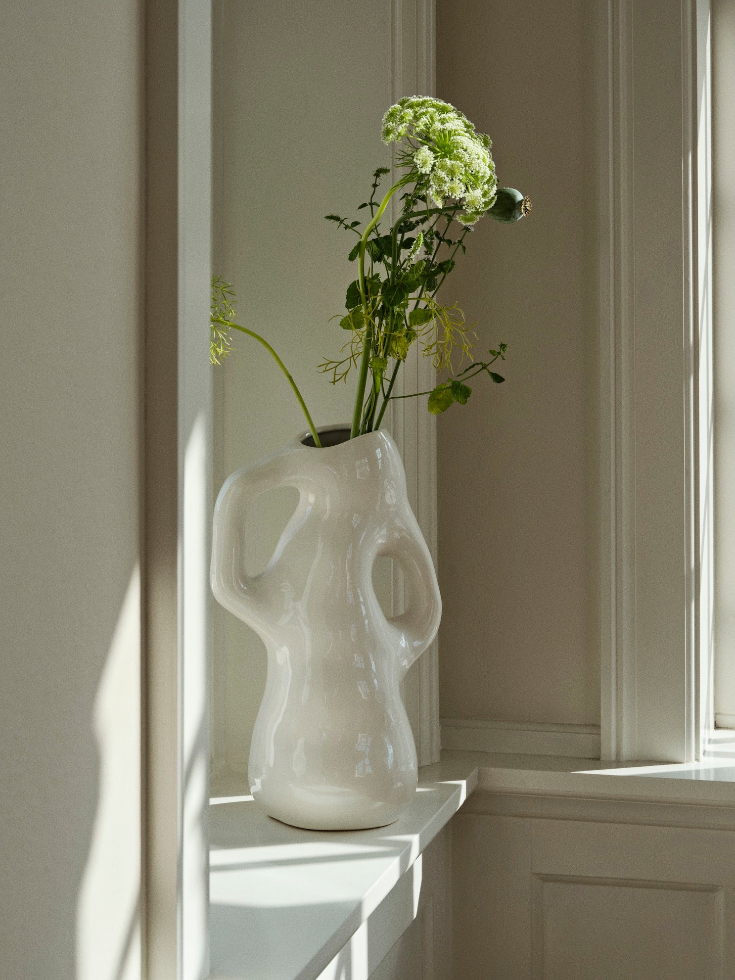ISOLDE VASE | WHITE