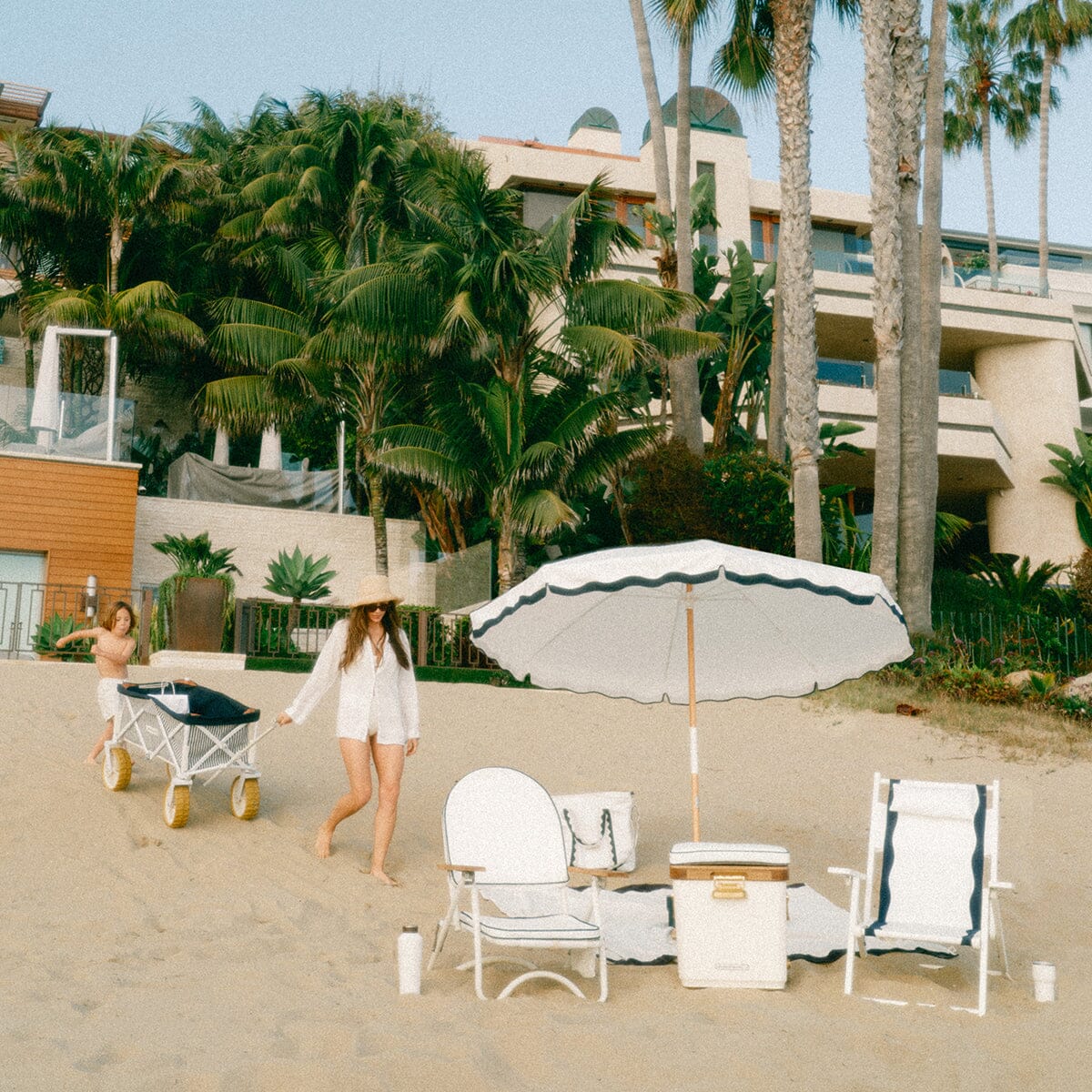 THE TOMMY CHAIR - WHITE - RIVIE WHITE