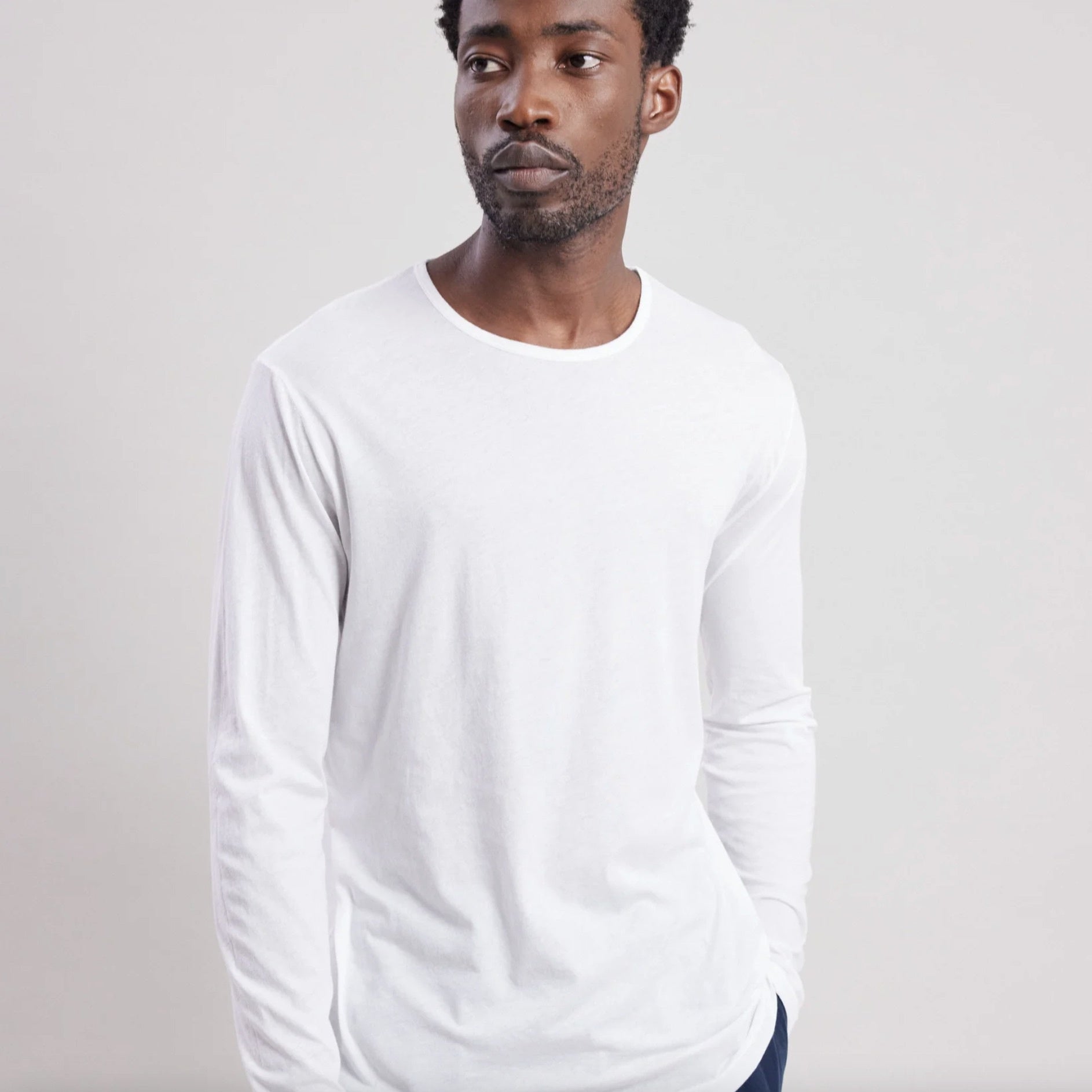 MEN KNITTED T-SHIRT - LIGHT CREW lONG SLEEVE - WHITE
