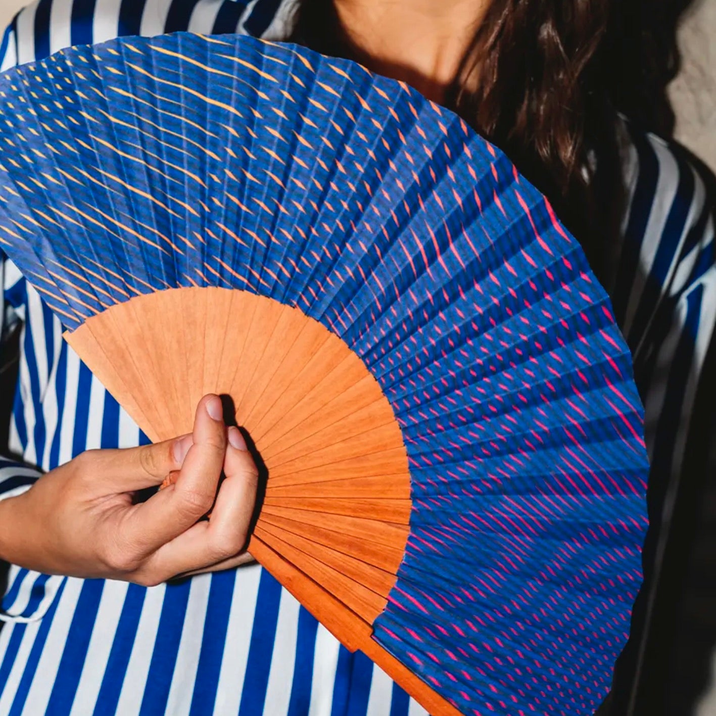 DANCING WAVES-STANDARD