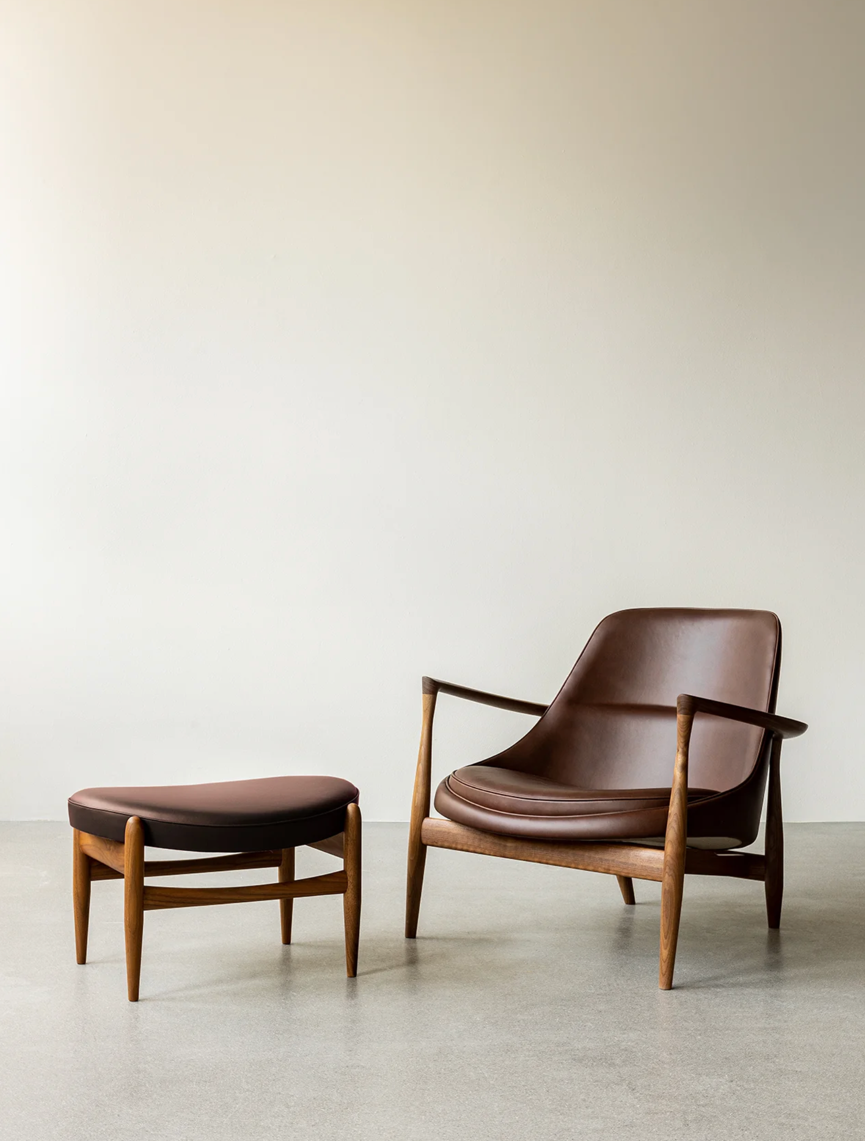 ELIZABETH LOUNGE CHAIR | On Order