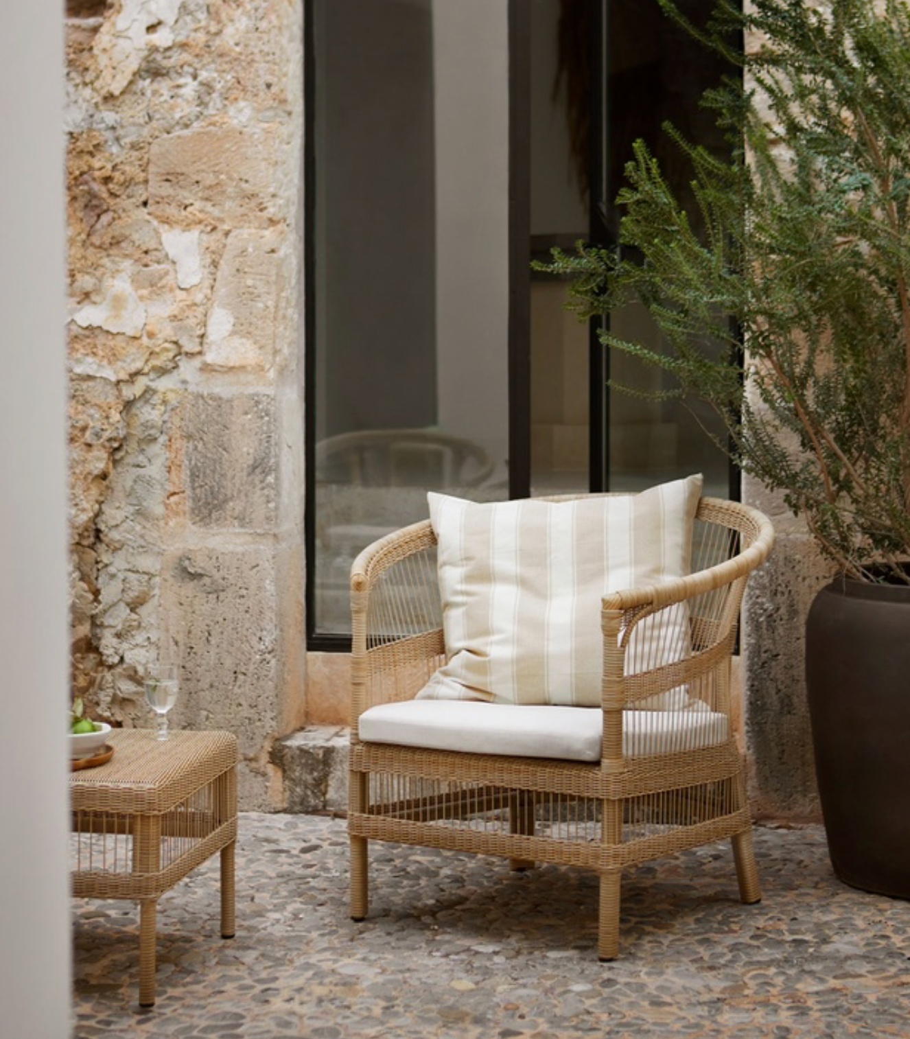 LOUNGE CHAIR | POLYRATTAN | On Order