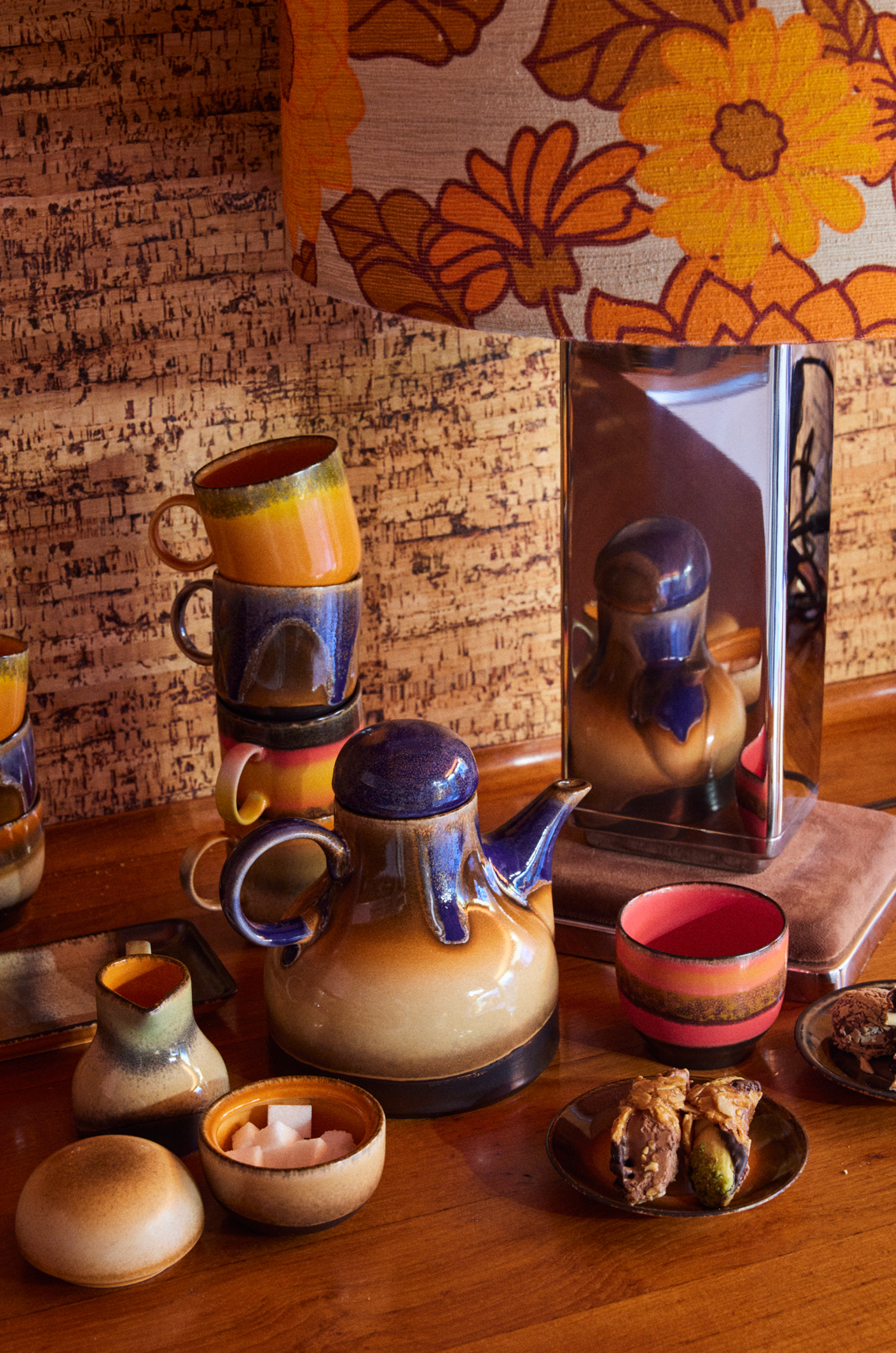 70's CERAMIC COFFEE POT, AFTERNOON