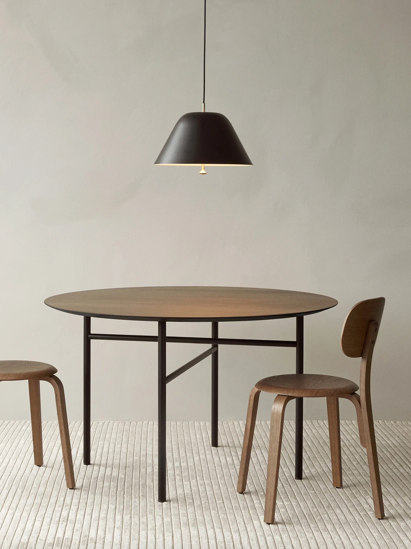 SNAREGADE DINING TABLE | ROUND | On Order