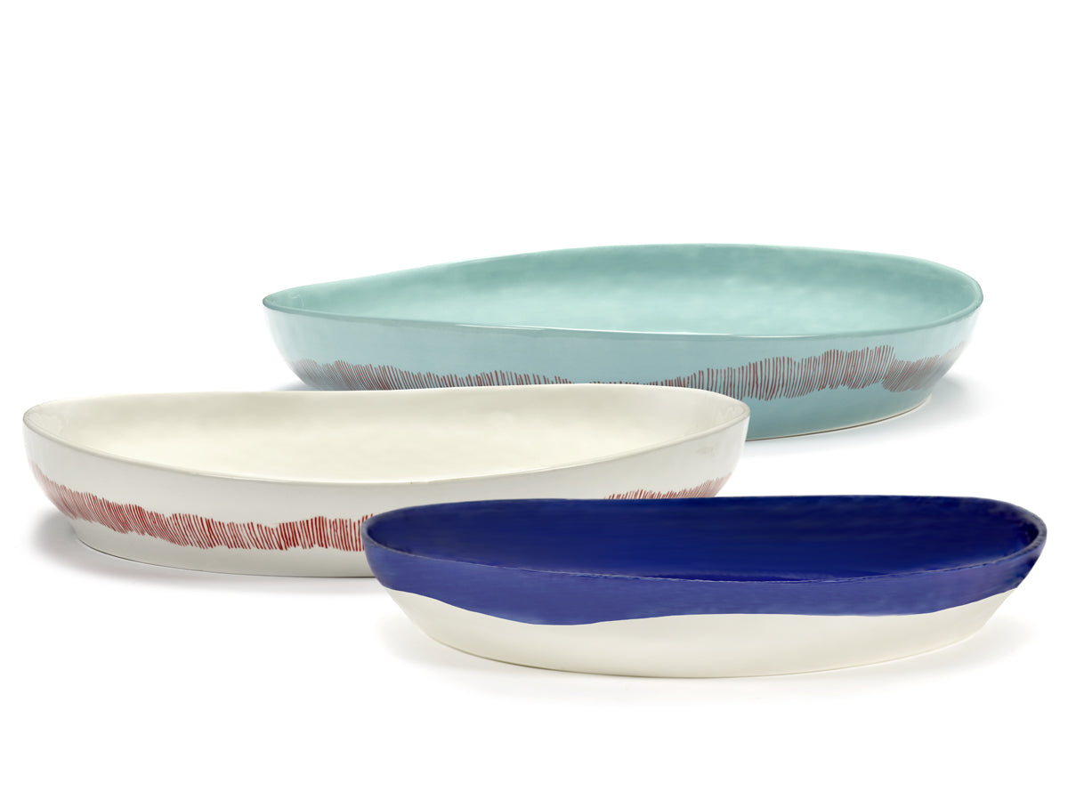 SERVING PLATE M WHITE SWIRL - STRIPES RED FEAST