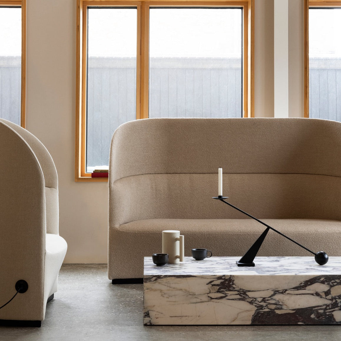 INTERCONNECT CANDLE HOLDER | BLACK