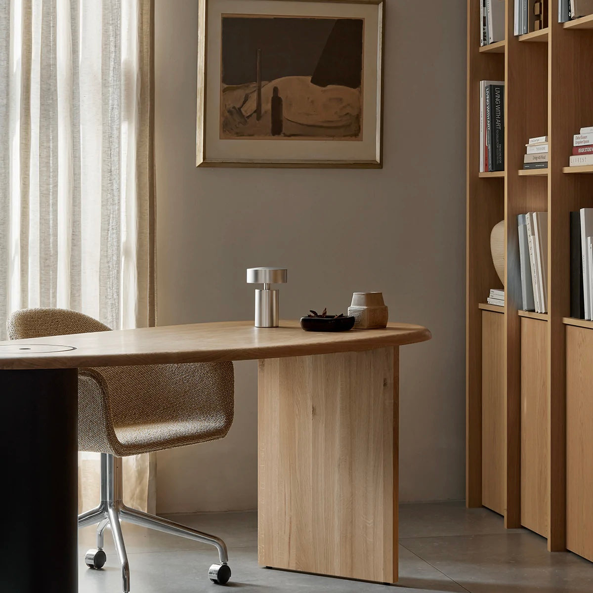 COLUMN TABLE LAMP|PORTABLE|ALUMINIUM