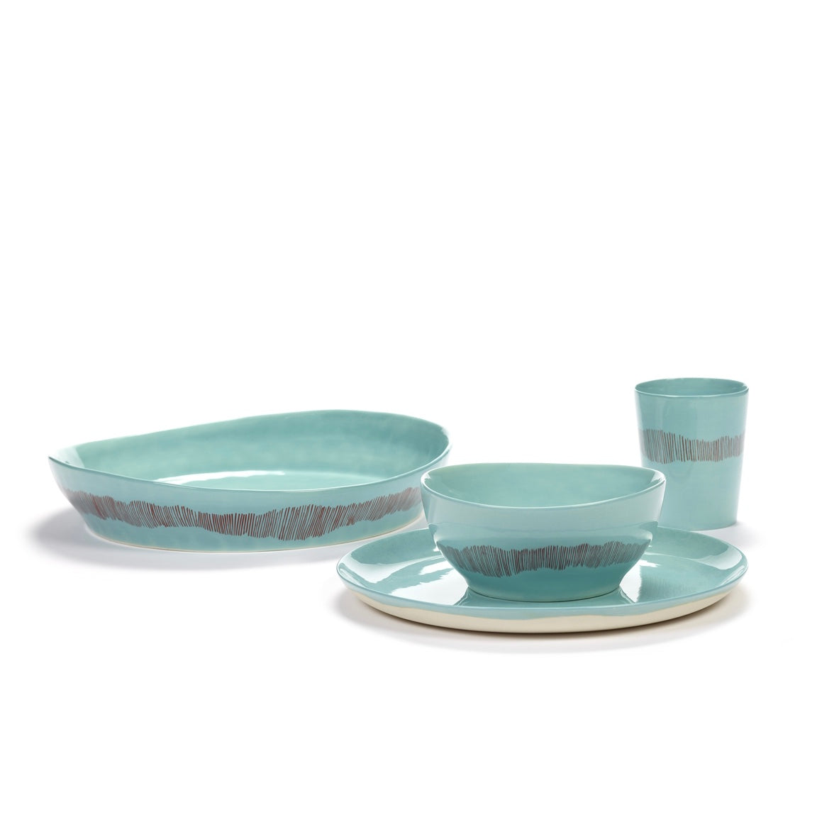 SERVING PLATE S AZURE SWIRL-STRIPES RED FEAST