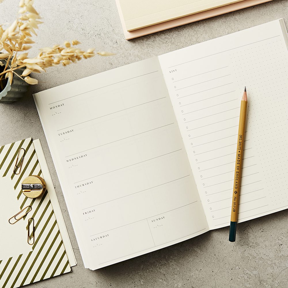 A5 LAY FLAT ANY DATE WEEKLY PLANNER IN STORM