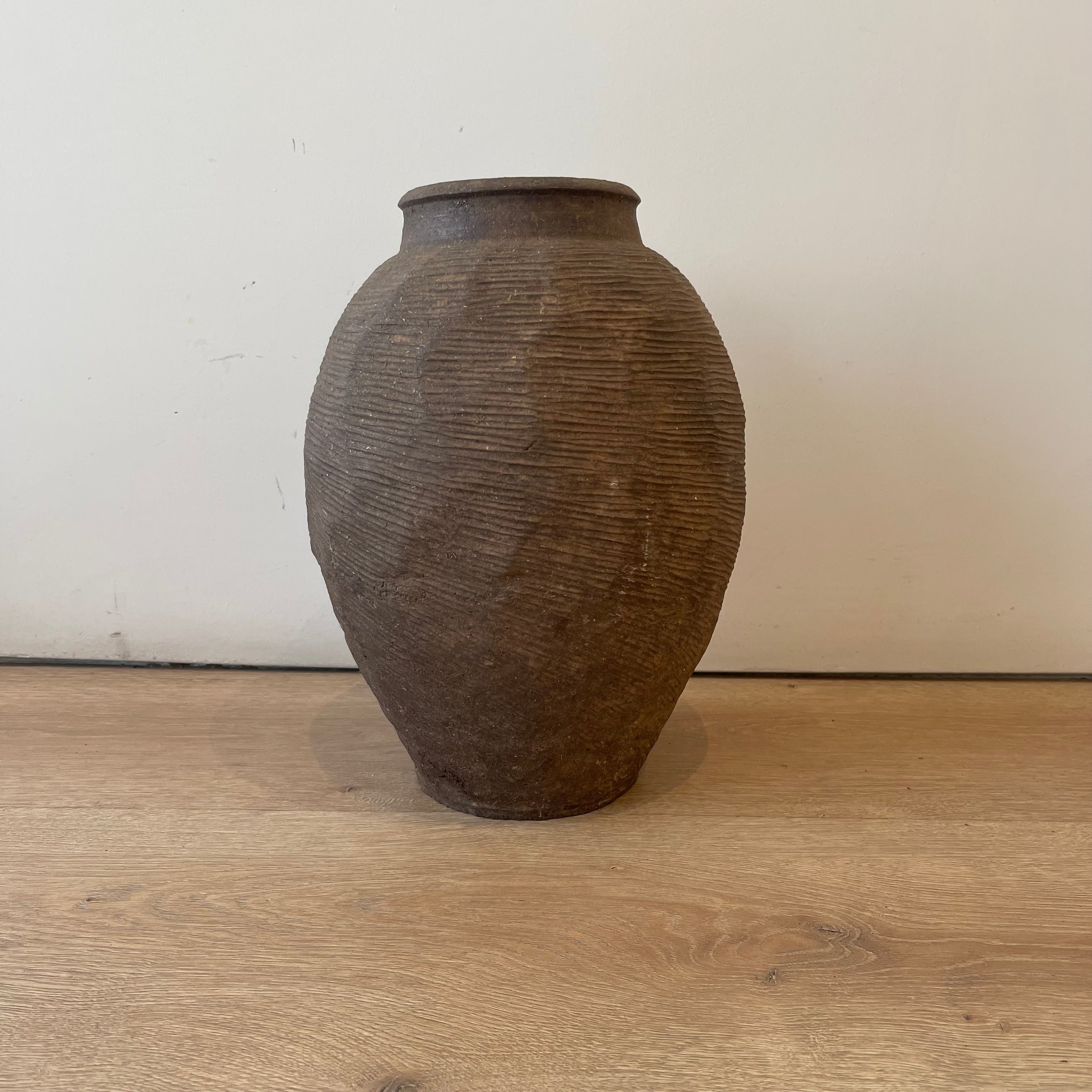 STRIPED BROWN VASE