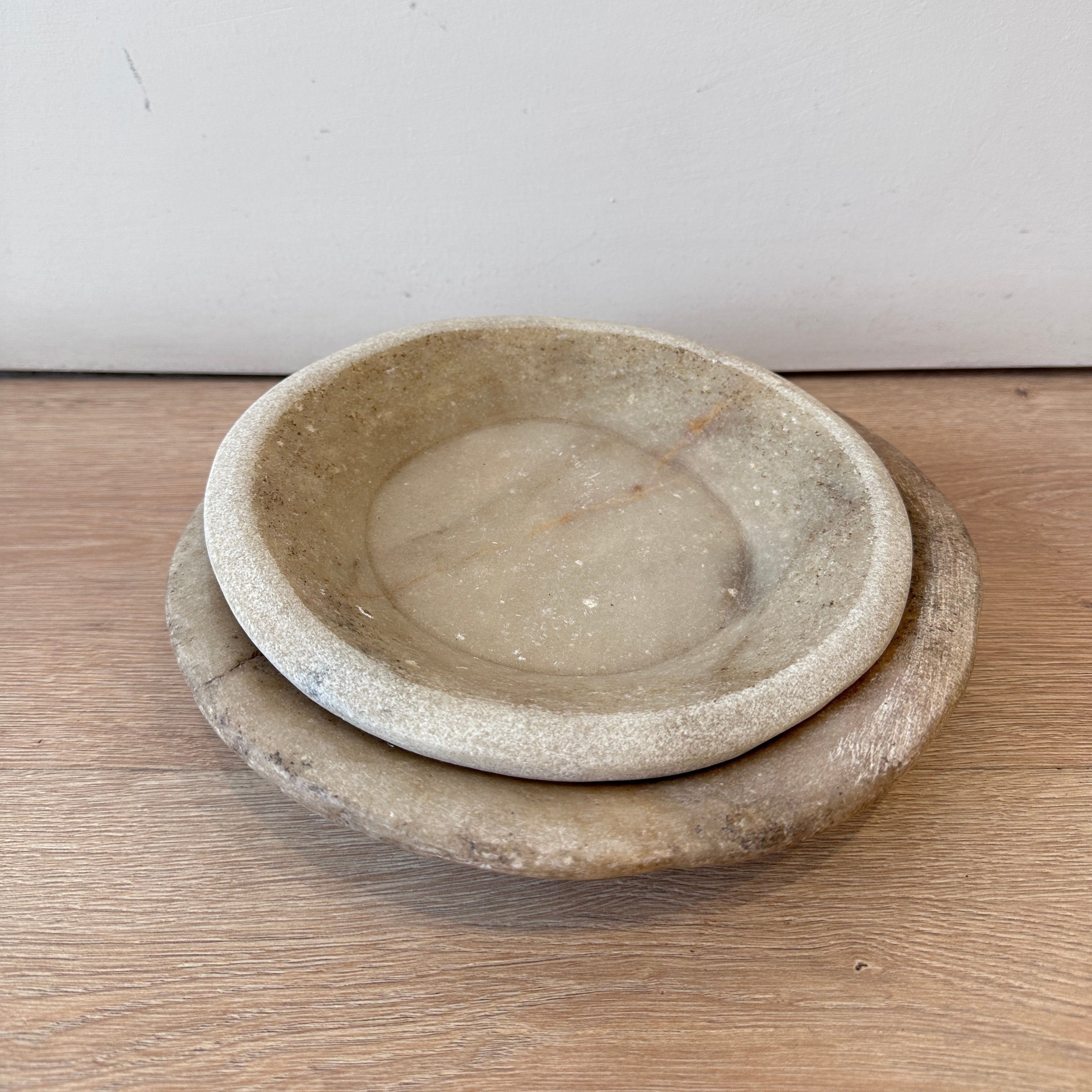 INDIAN STONE PLATE | M
