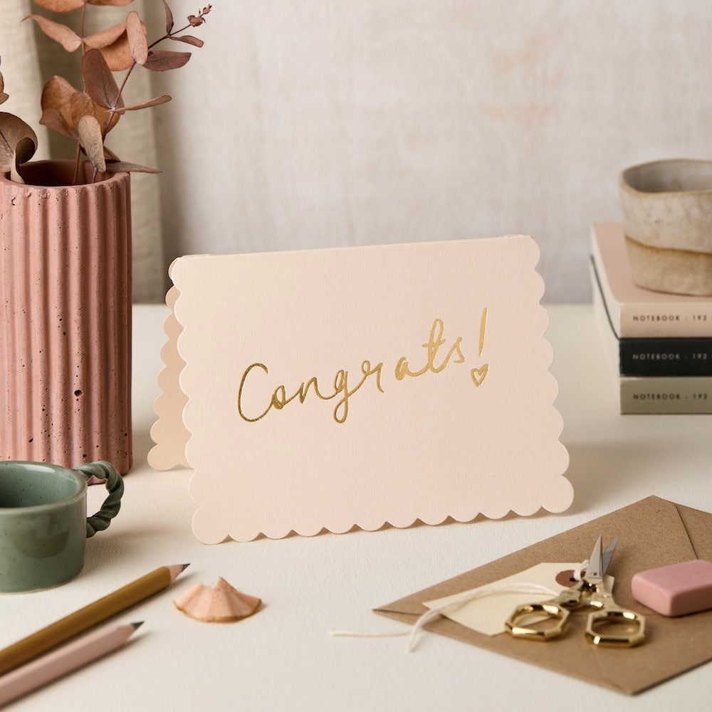 SCALLOP CONGRATS IN BLUSH