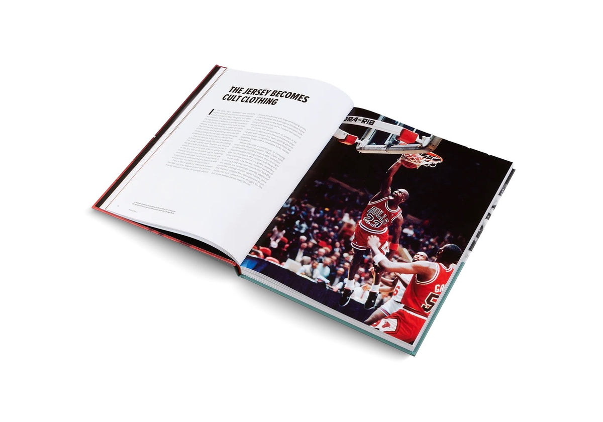 BASKETBALL | THE ULTIMATE BOOK