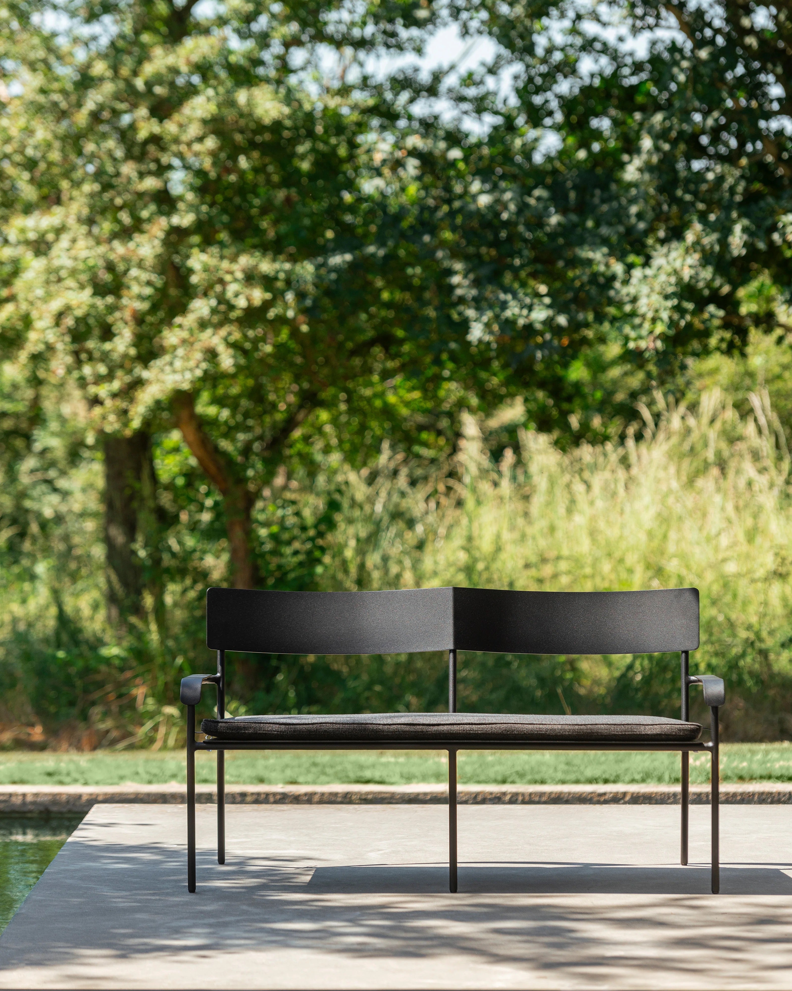 TWO SEATER ALUMINIUM BLACK AUGUST | On Order