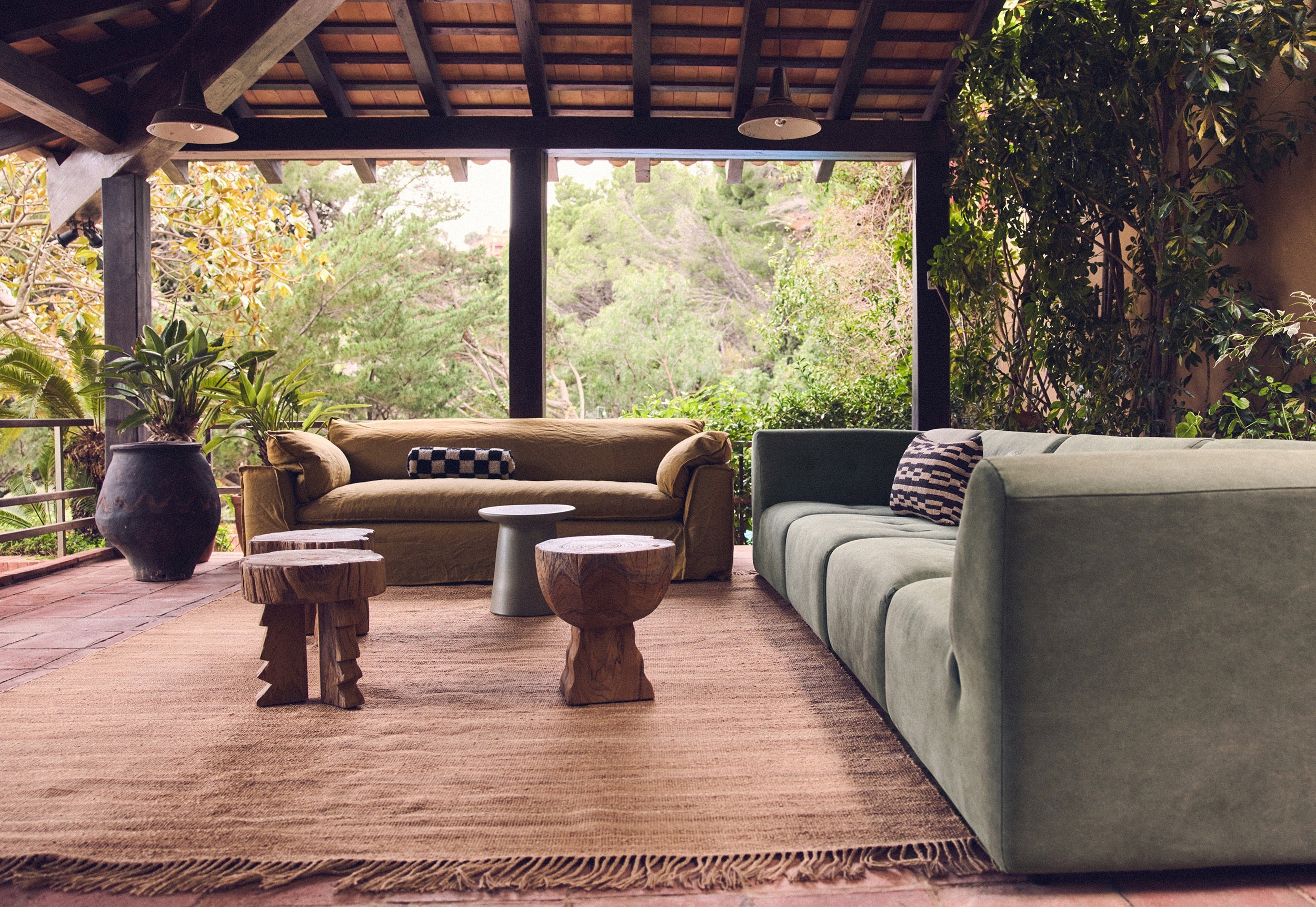 NOMAD COUCH | On Order